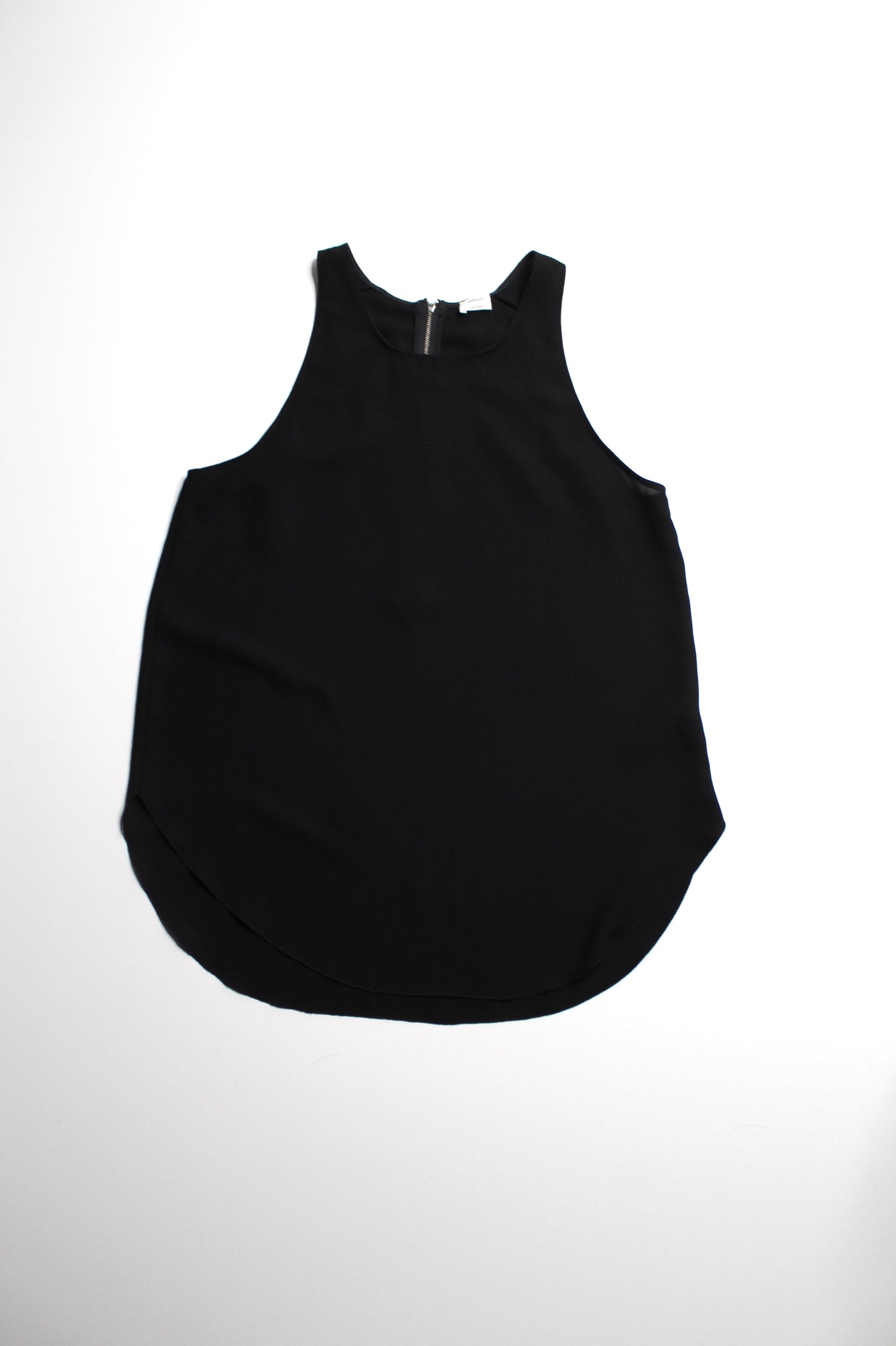 Aritzia Wilfred black sleeveless blouse, size large