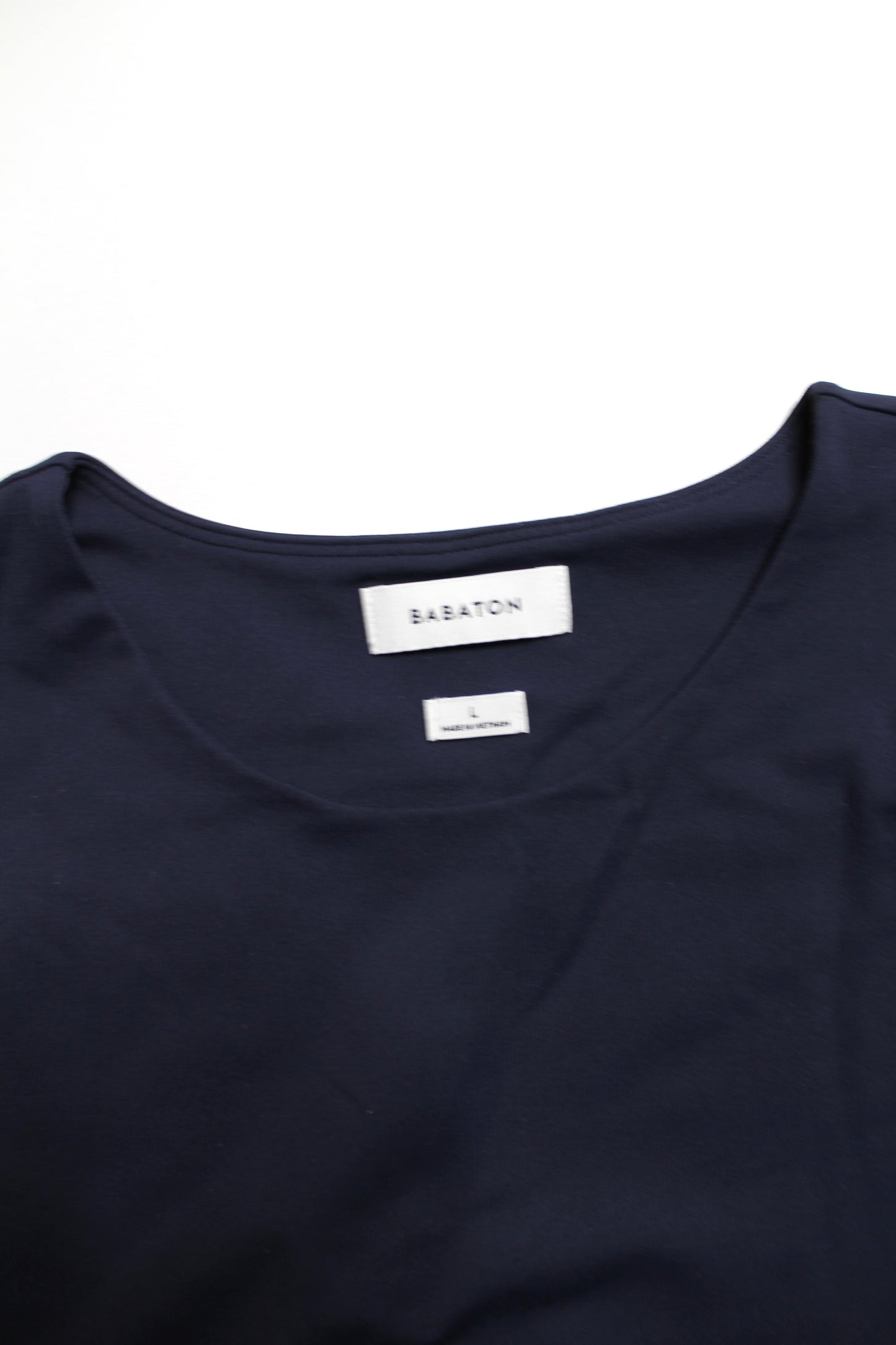 Aritzia Babaton navy ‘contour crew’ short sleeve bodysuit, size large