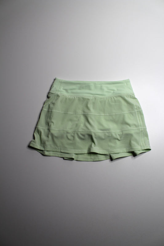 Lululemon light green ‘pace rival’ skirt, size 4 *regular length