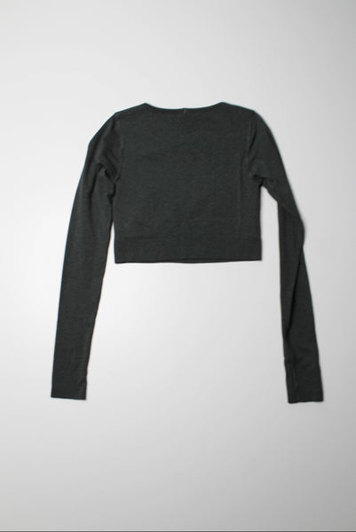 Lululemon smoked spruce ‘ebb to street’ long sleeve, size 4 *cropped length