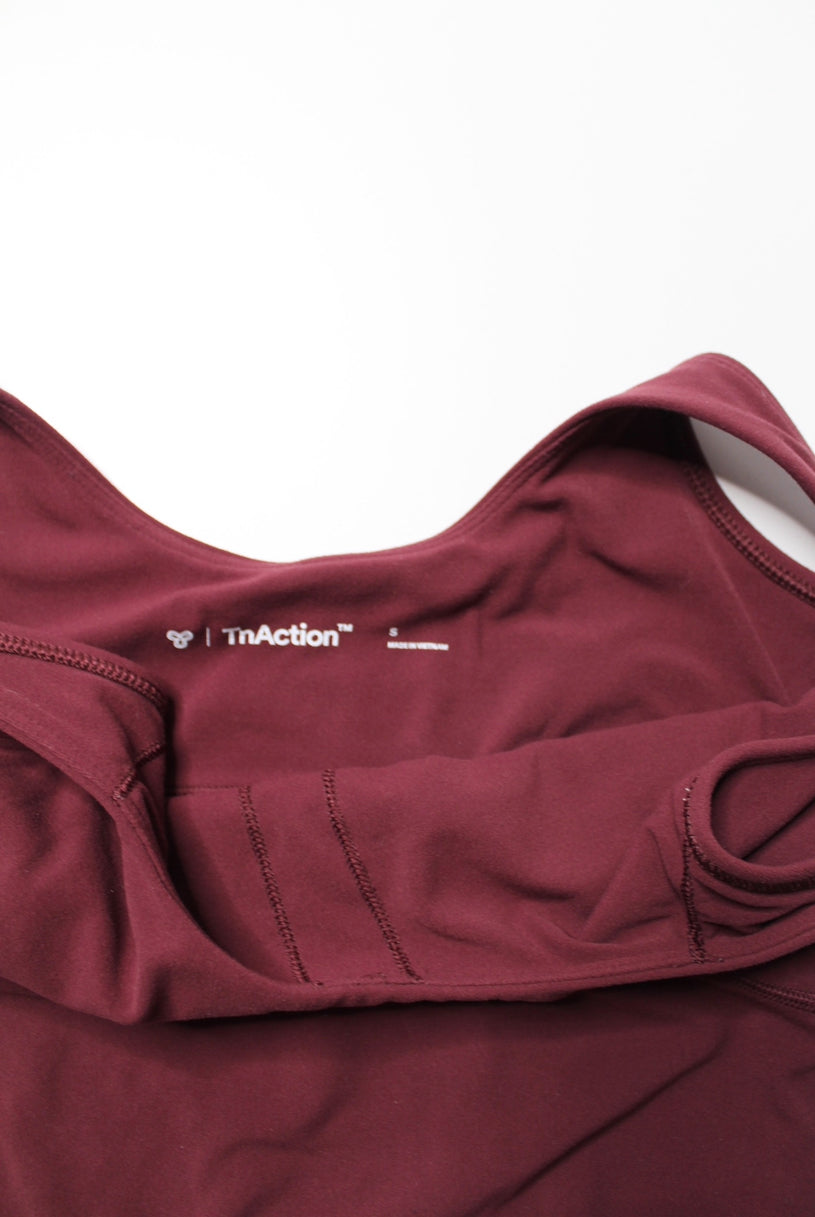 Aritzia TNA ‘butter bound’ maroon athletic tank, size small