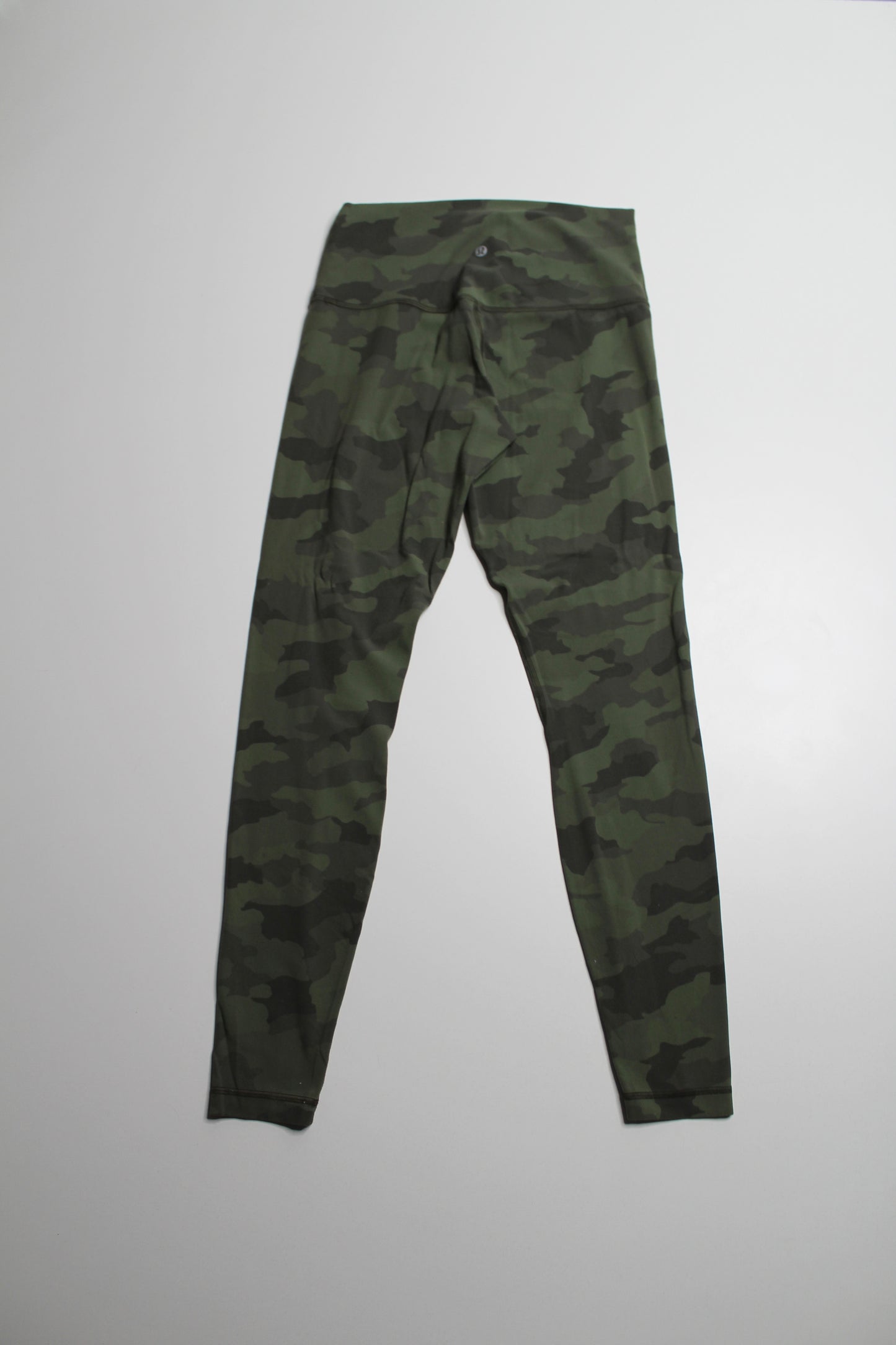 Lululemon green camo ‘align’ leggings, size 8 (28")