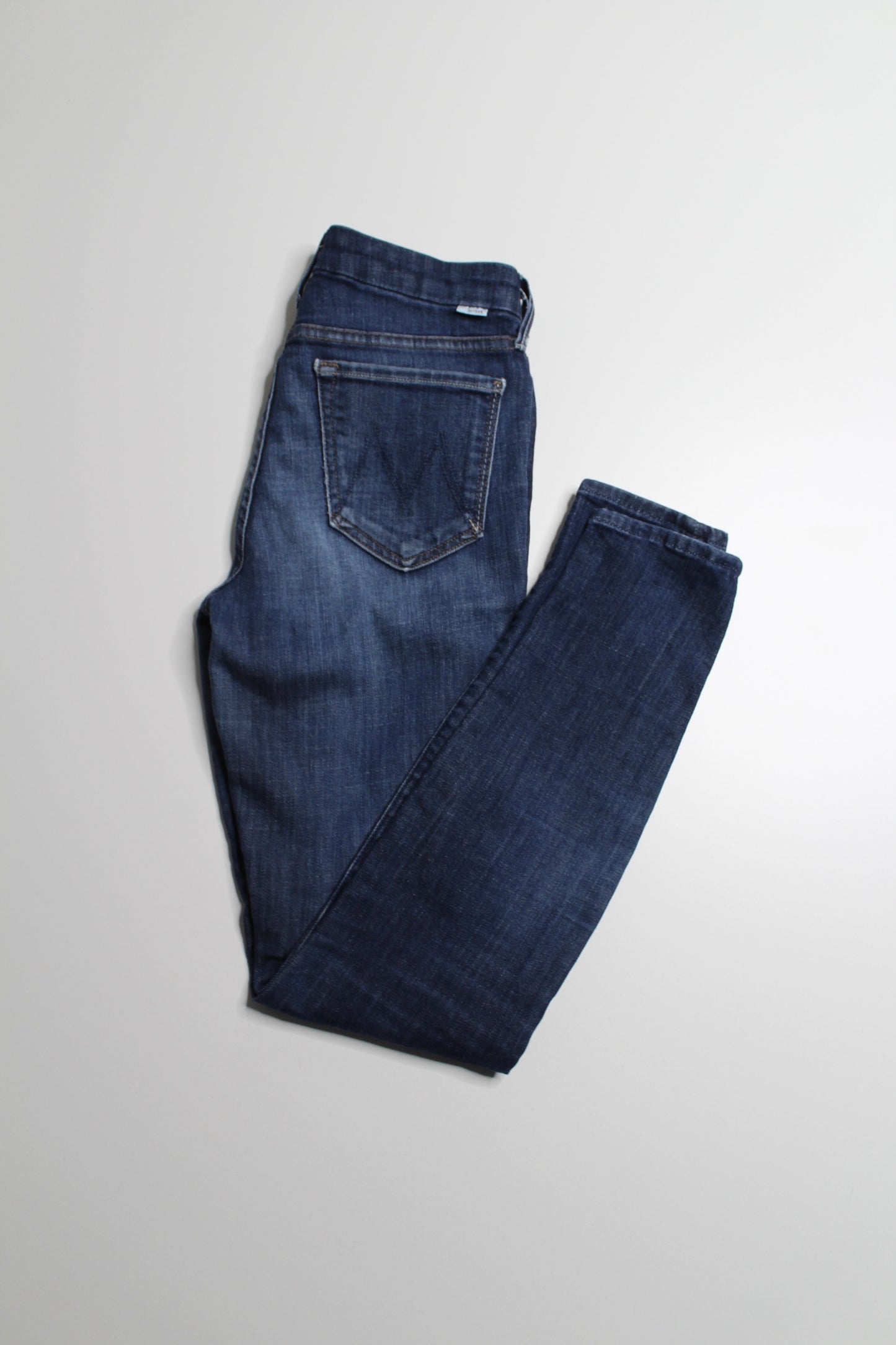 Mother clean sweep ‘the looker’ jeans, size 26 (29”) (price reduced: was $50) (additional 20% off)