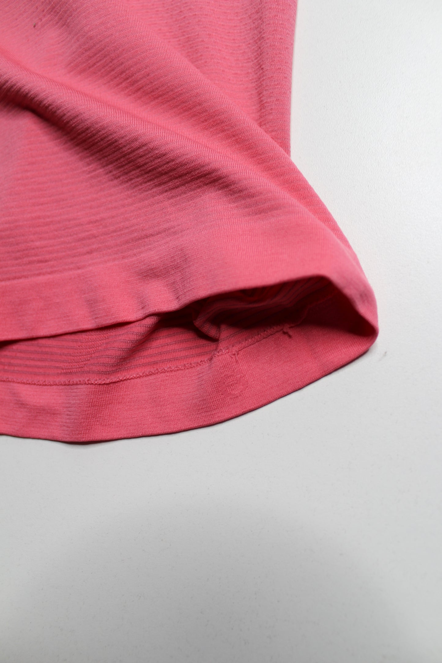 Lululemon pink ‘swiftly tech’ short sleeve, size 6