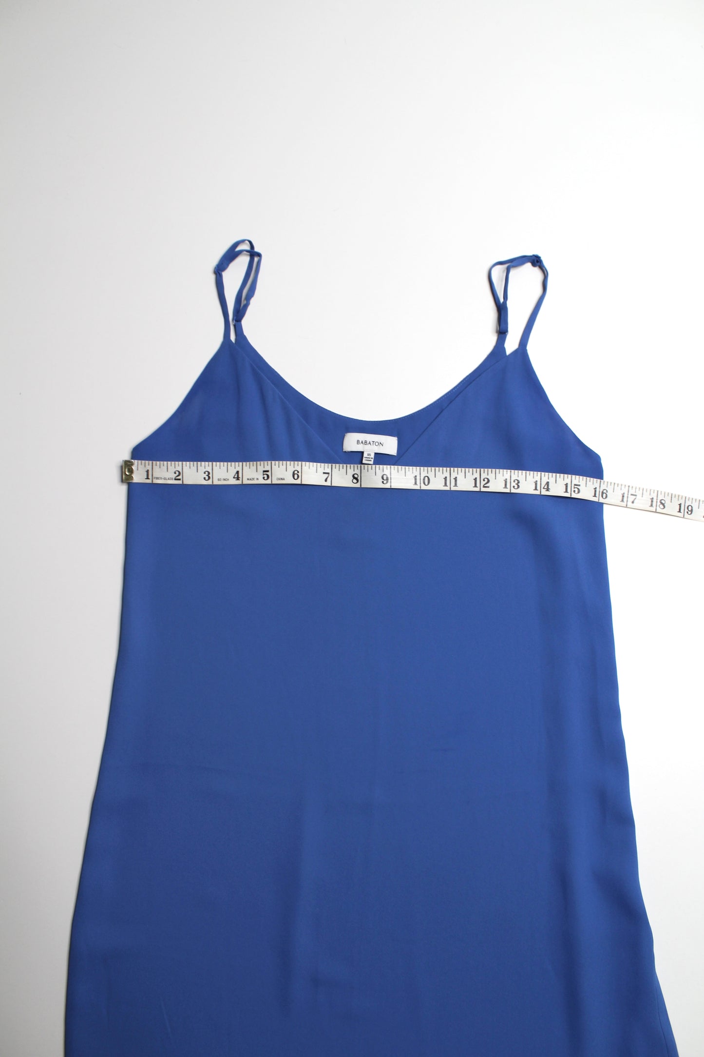 Aritzia Wilfred blue v neck midi dress, size xsmall (relaxed fit)