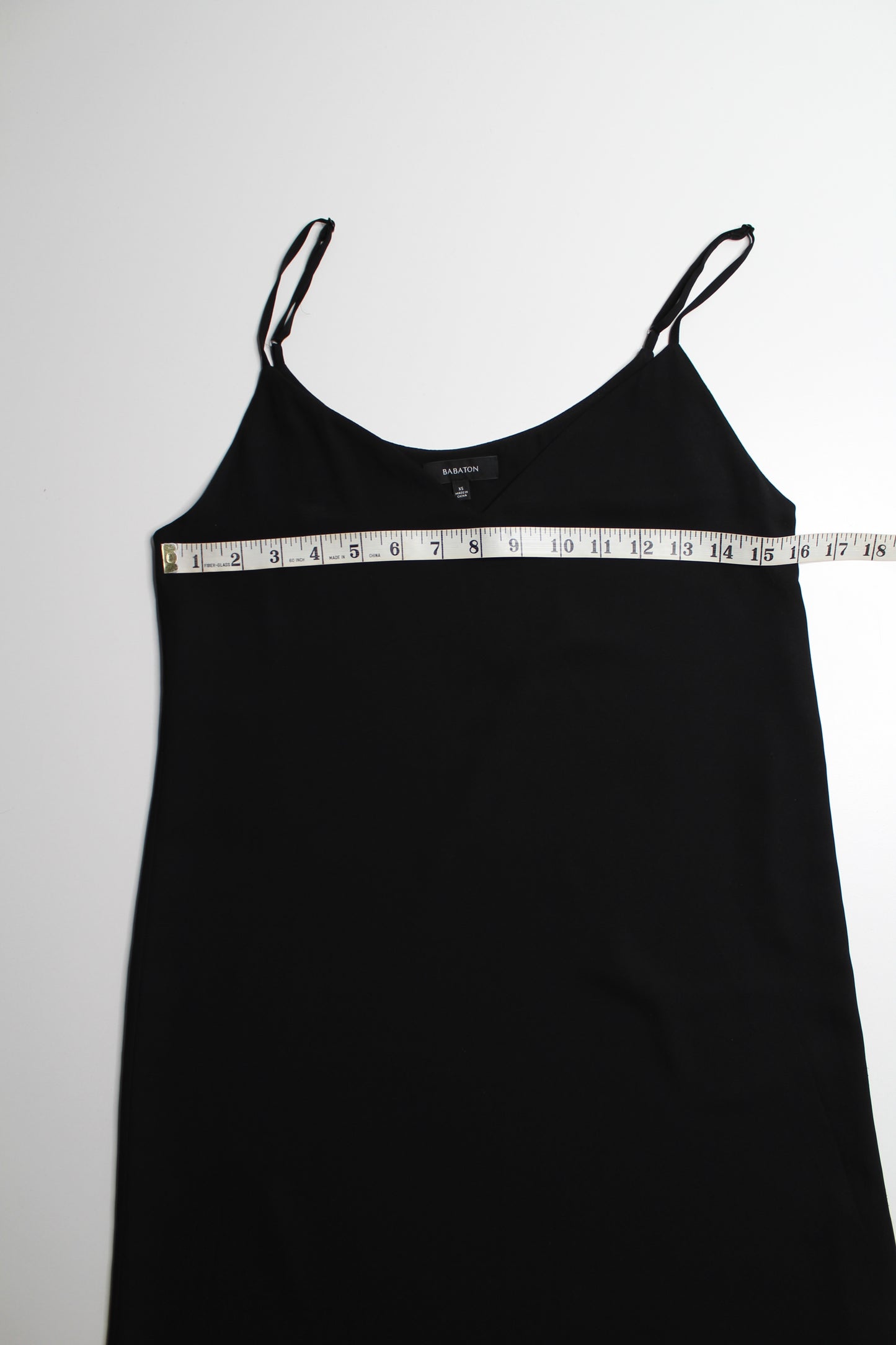 Aritzia Wilfred black everly v neck midi dress, size xsmall (relaxed fit)