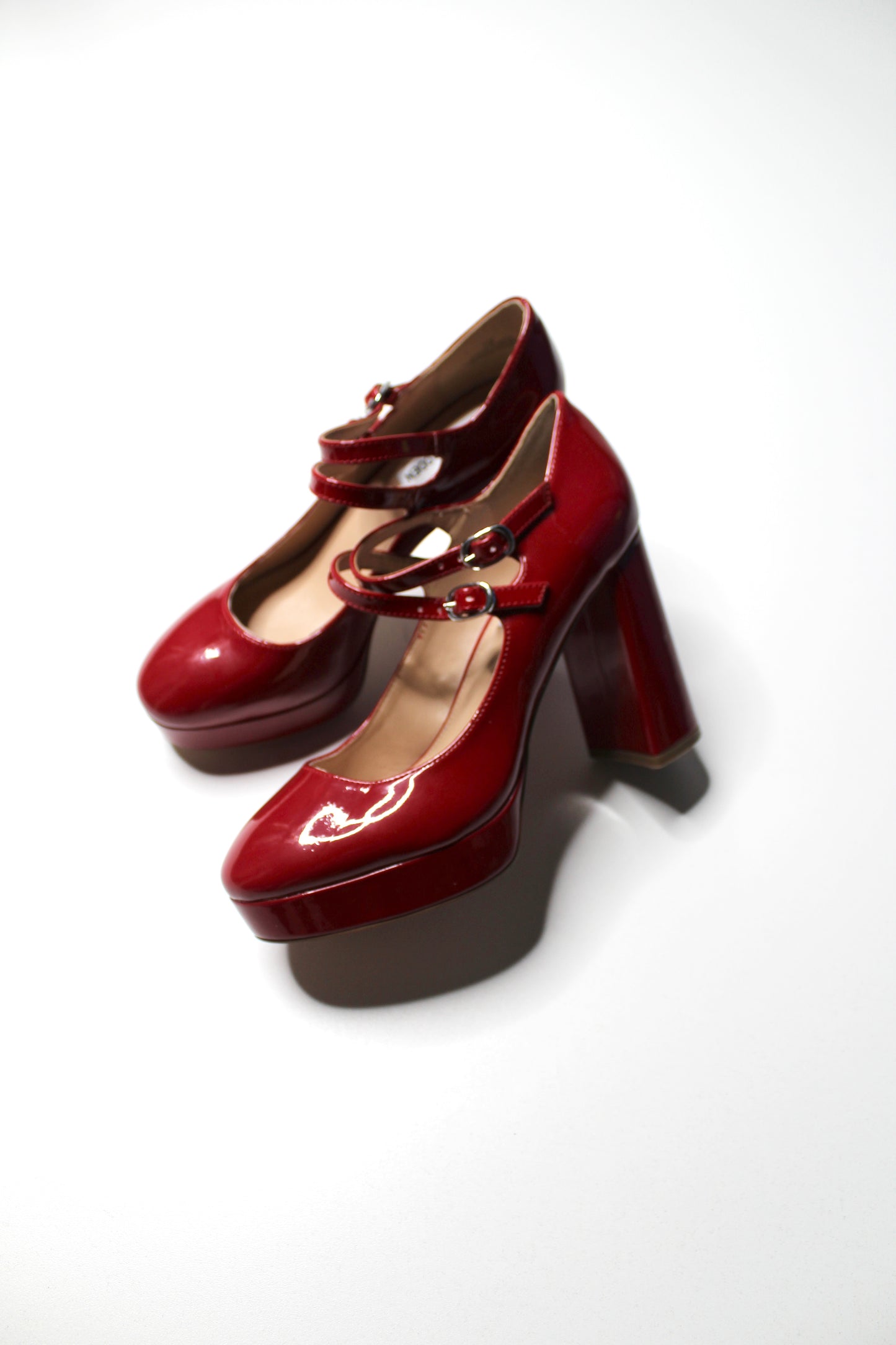 Steve Madden red ‘tiara’ Mary jane chunky platform heel, size 6.5 (was $48)