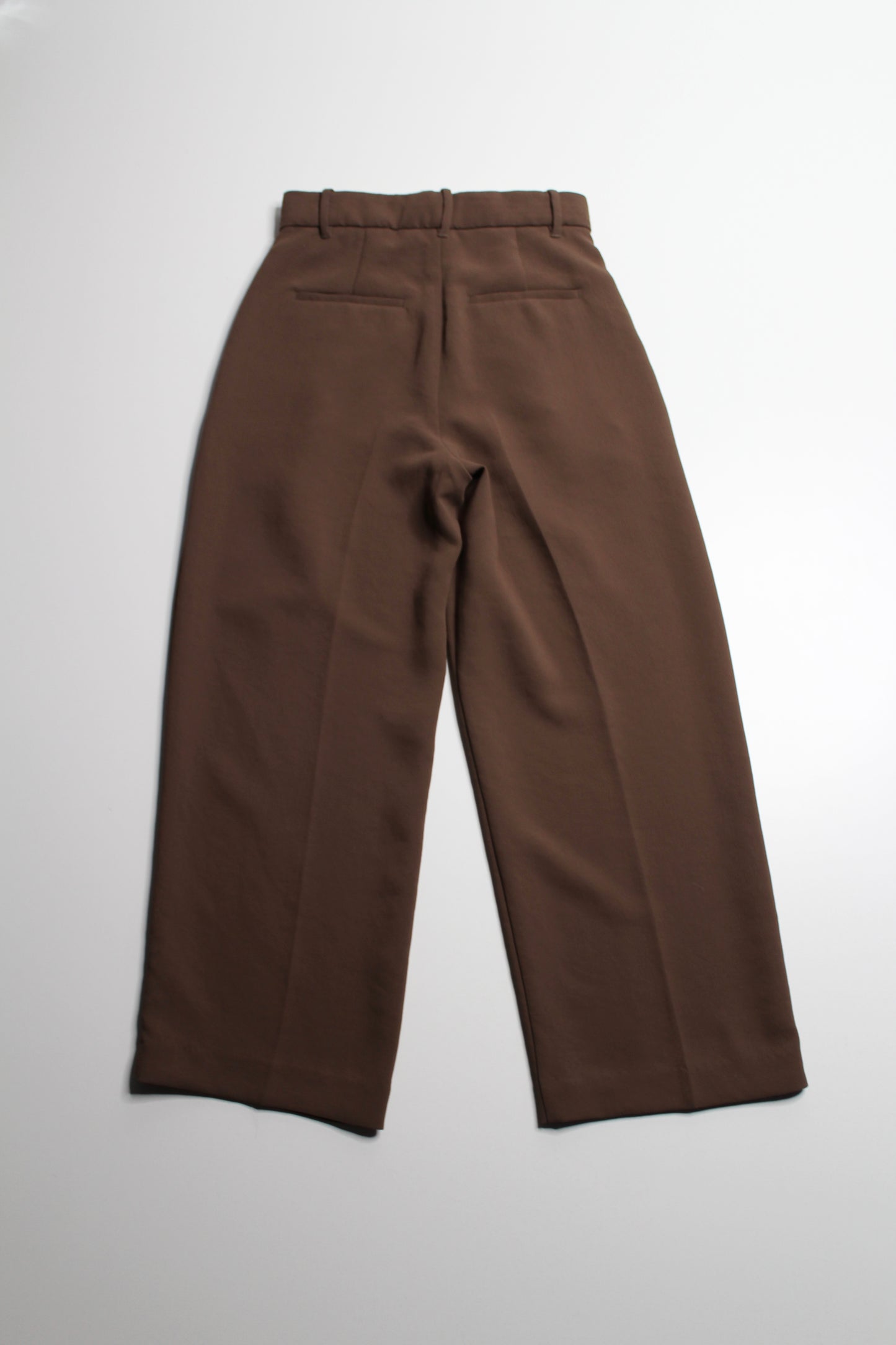 Aritzia Wilfred brown ‘effortless’ wide leg pant, size 4