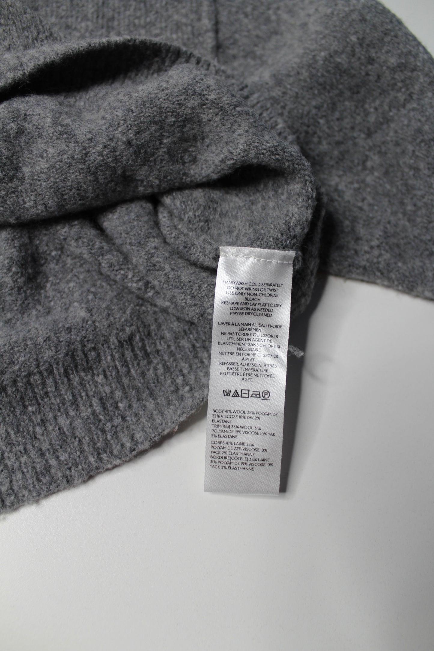 Anthropologie Pilcro grew crew oversized cropped sweater, size small (oversized fit)