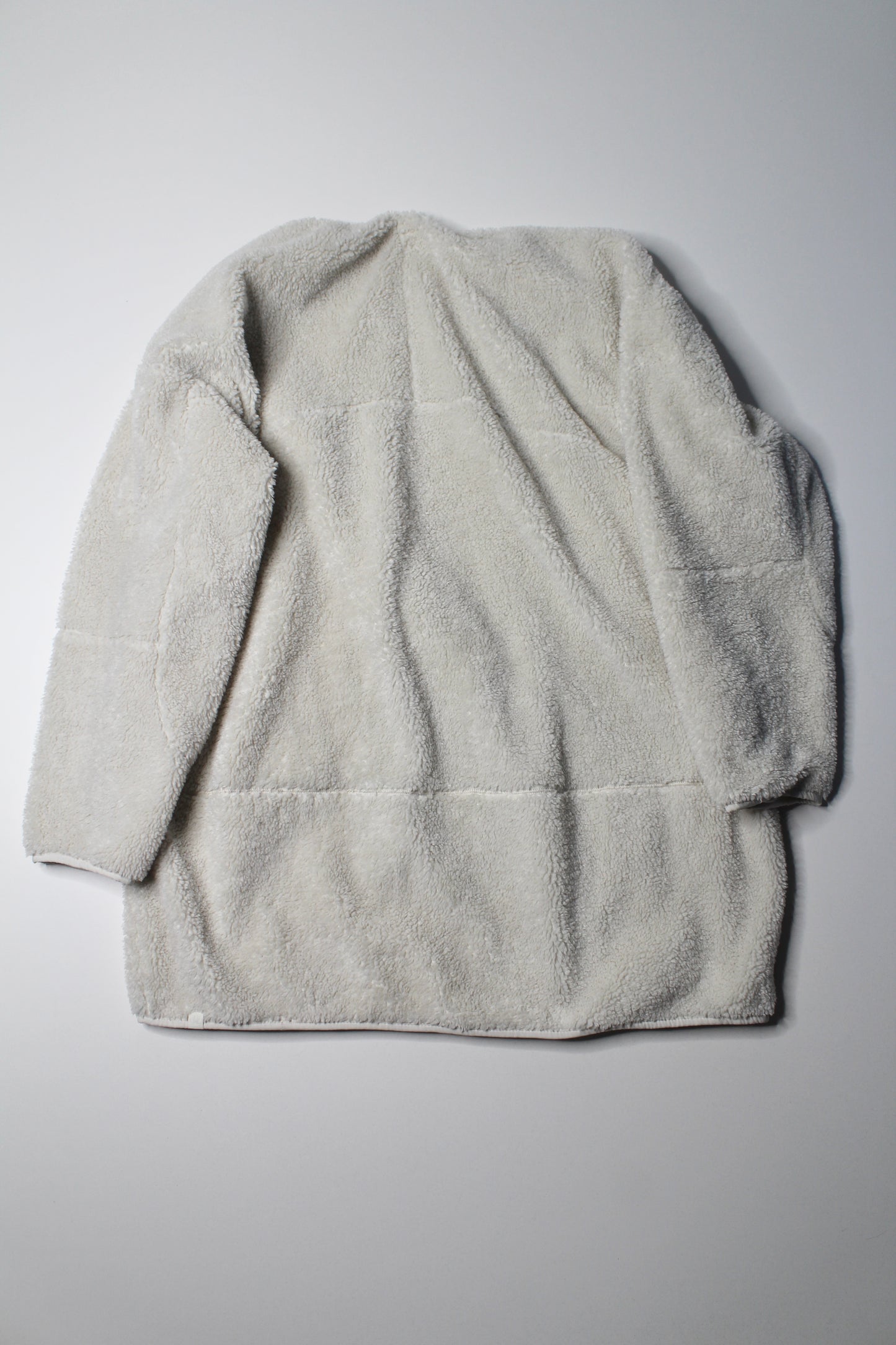 Lululemon white opal ‘textured collarless sherpa fleece full zip’ jacket, size 14 (sale: was $98)