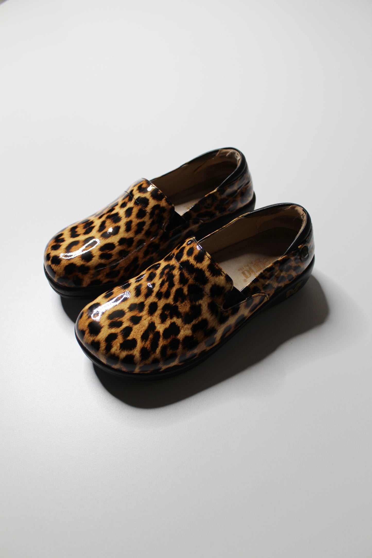 Alegria cheetah nursing shoes, size 37 (7/7.5)