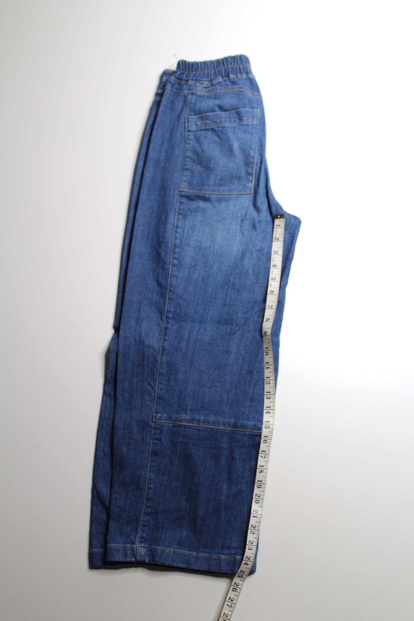Anthropologie Pilcro elastic waist barrel leg jeans, size xs (oversized) fit like loose small