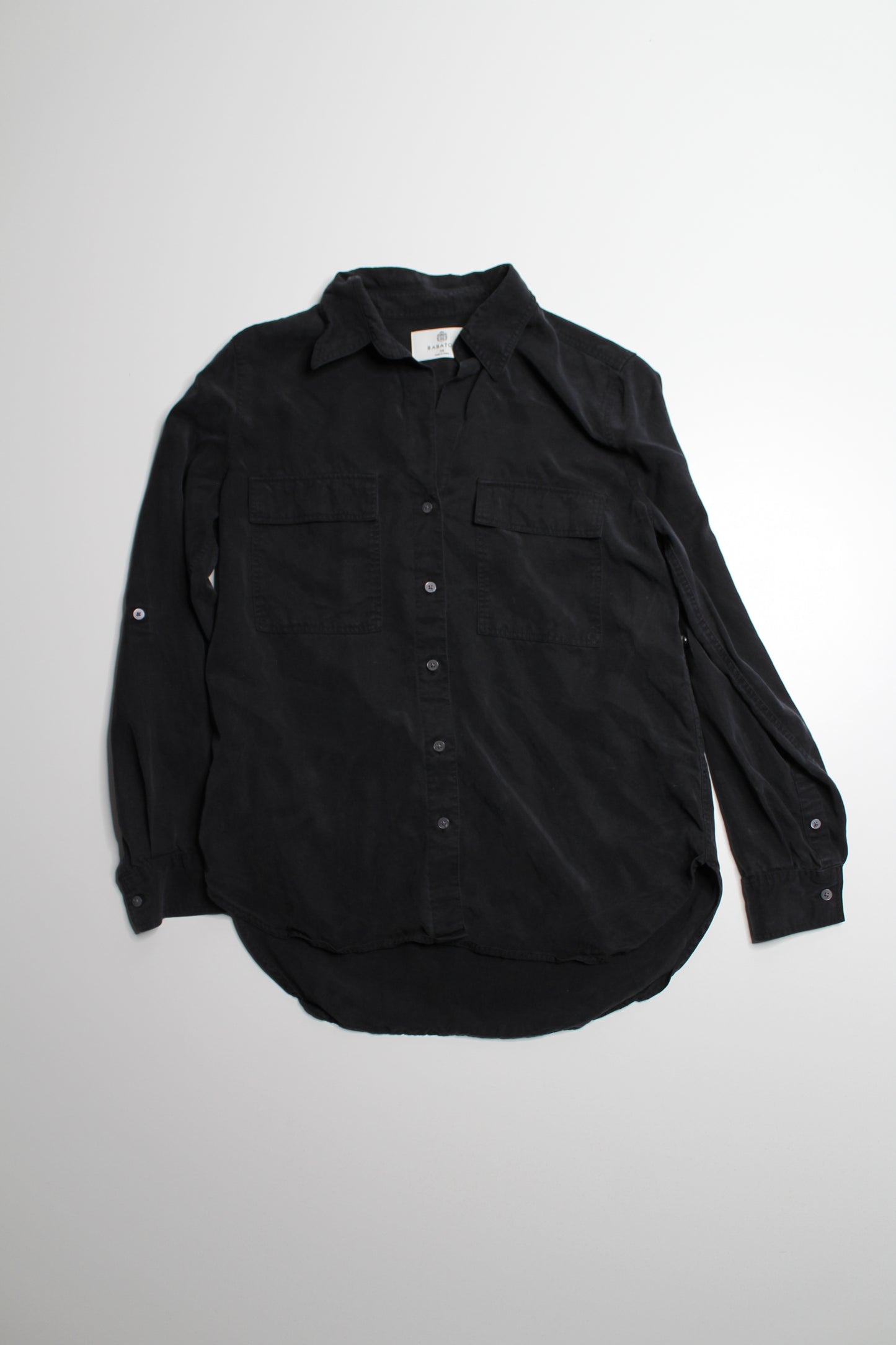 Aritzia babaton black button up utility long sleeve, size xs (loose fit)