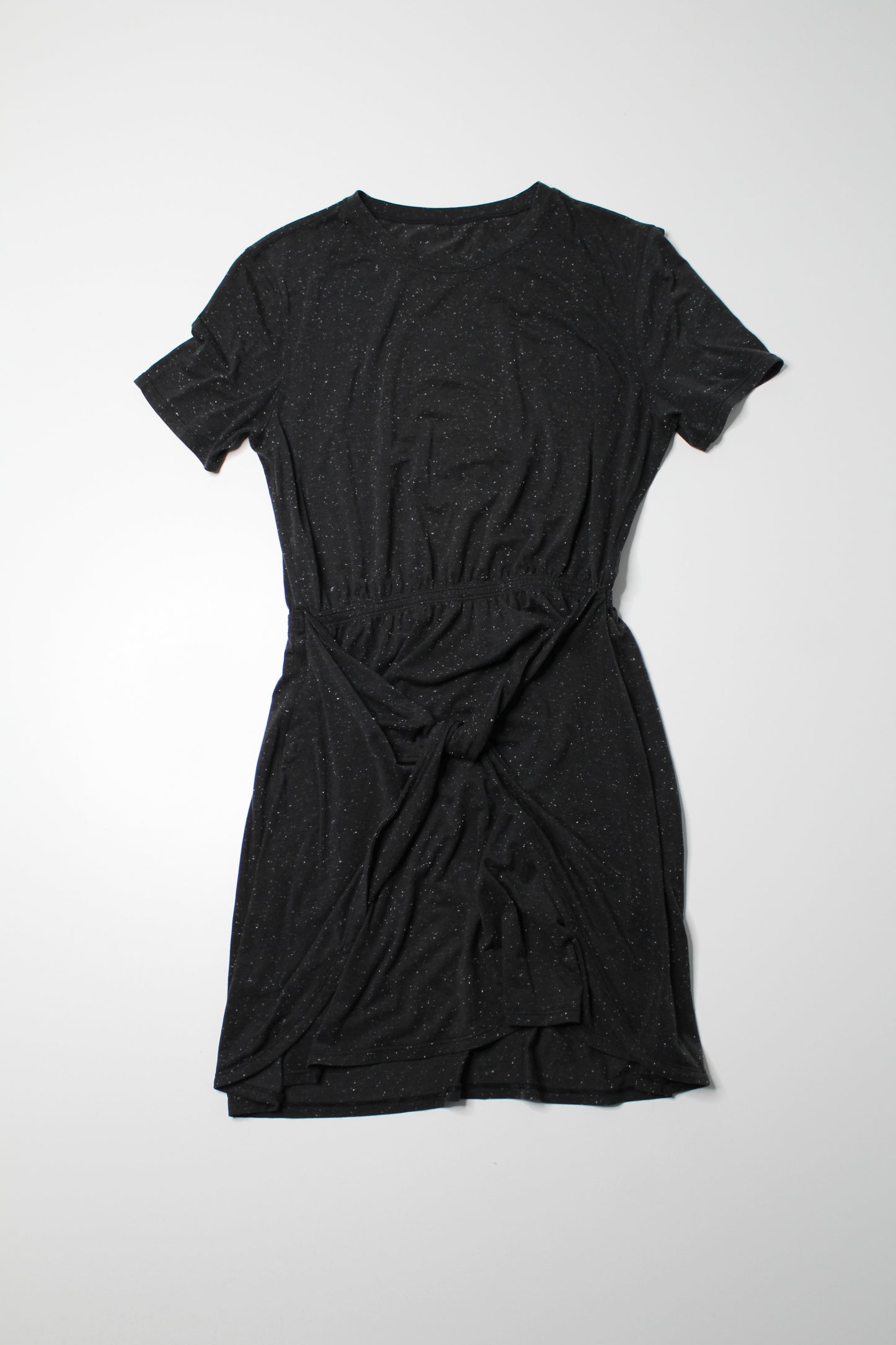 Lululemon black/white fleck ‘unwind your mind’ dress, no size. Fits like small (4/6)