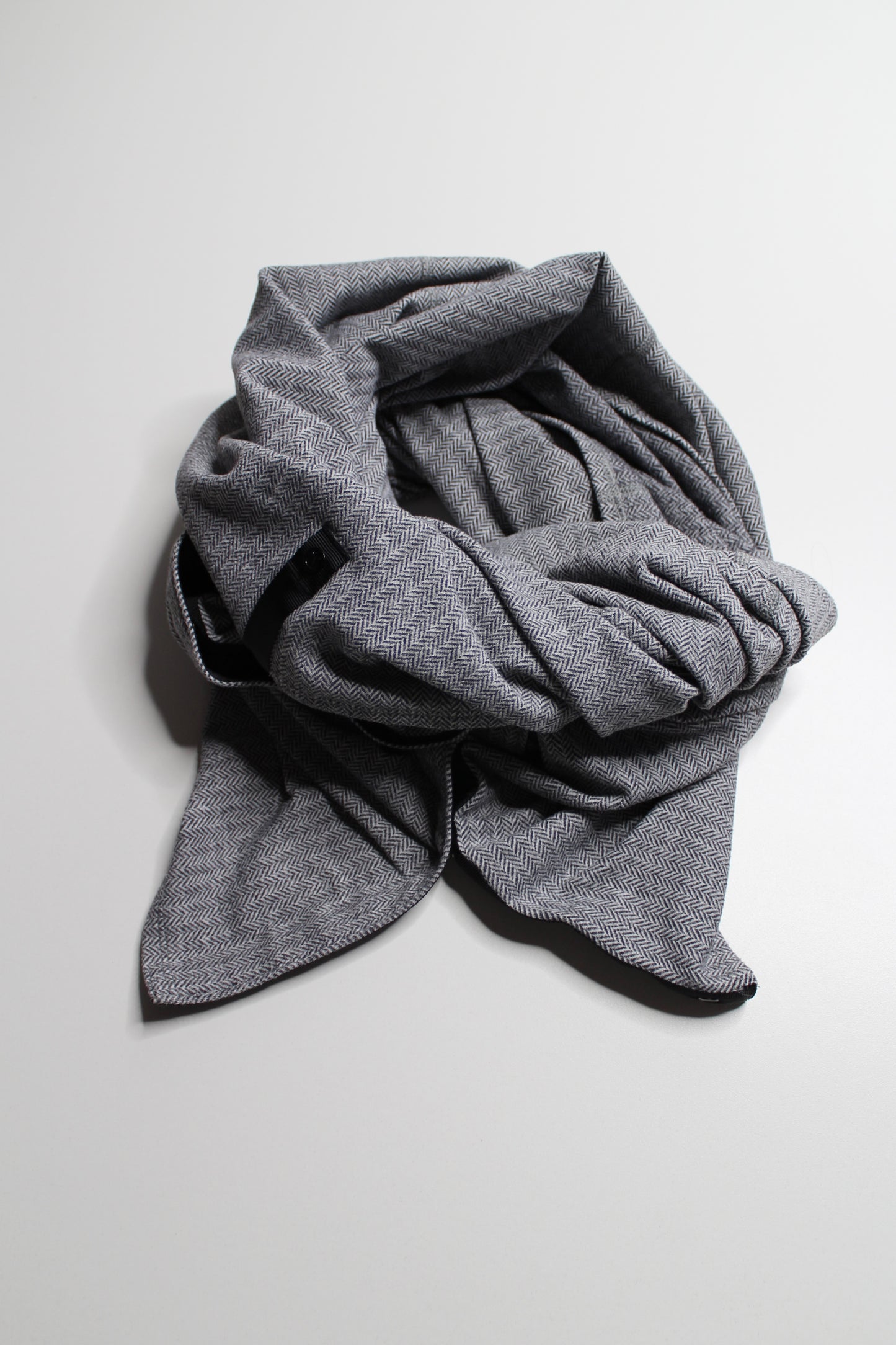 Lululemon vinyasa scarf