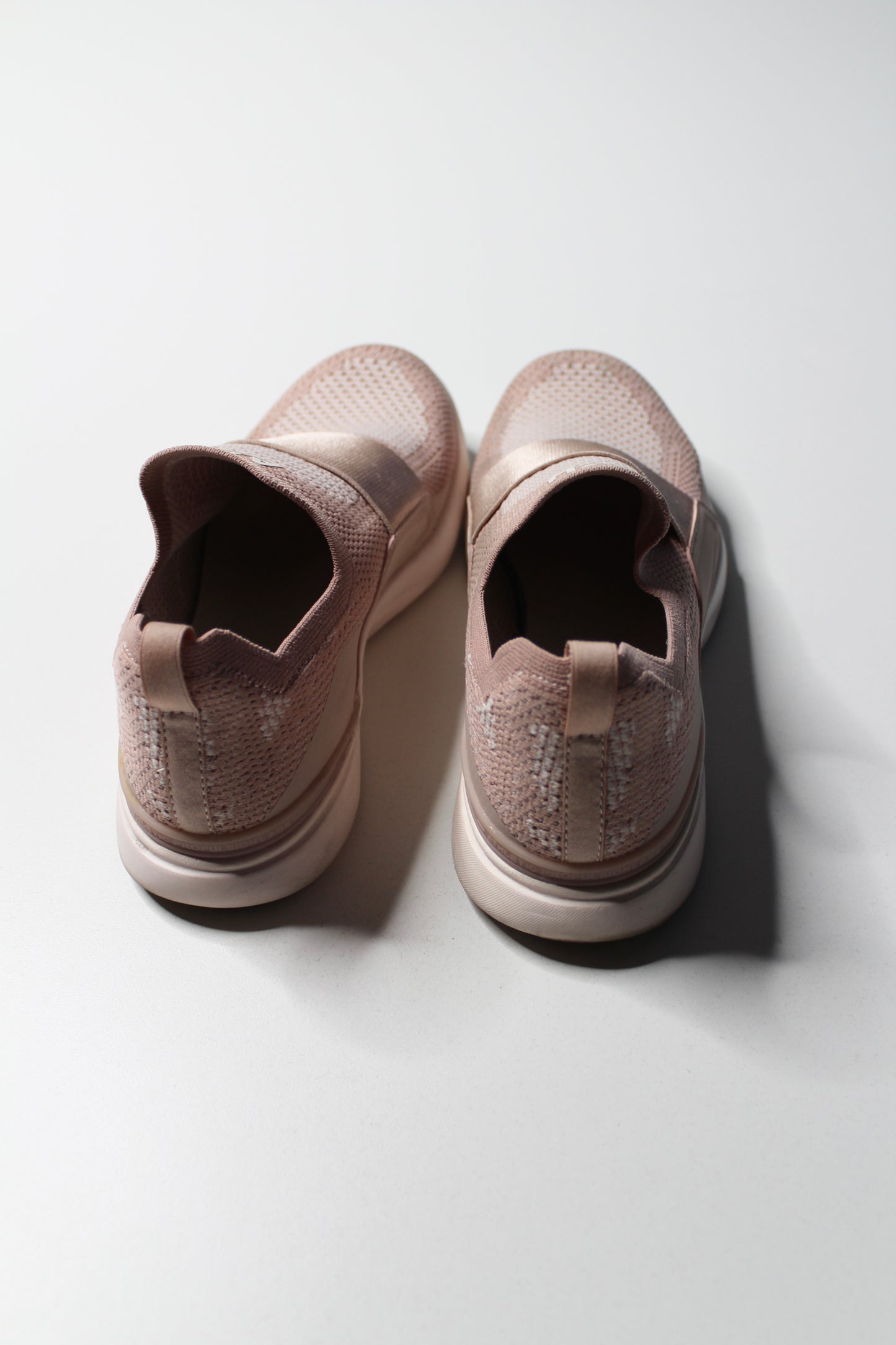 APL (Lululemon) pink ‘techloom bliss’ running shoe, size 8