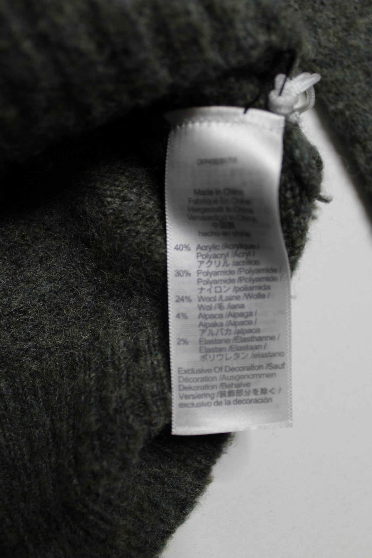 Madewell heathered basil embroidered enfield half-zip
Sweater, size small (relaxed fit)