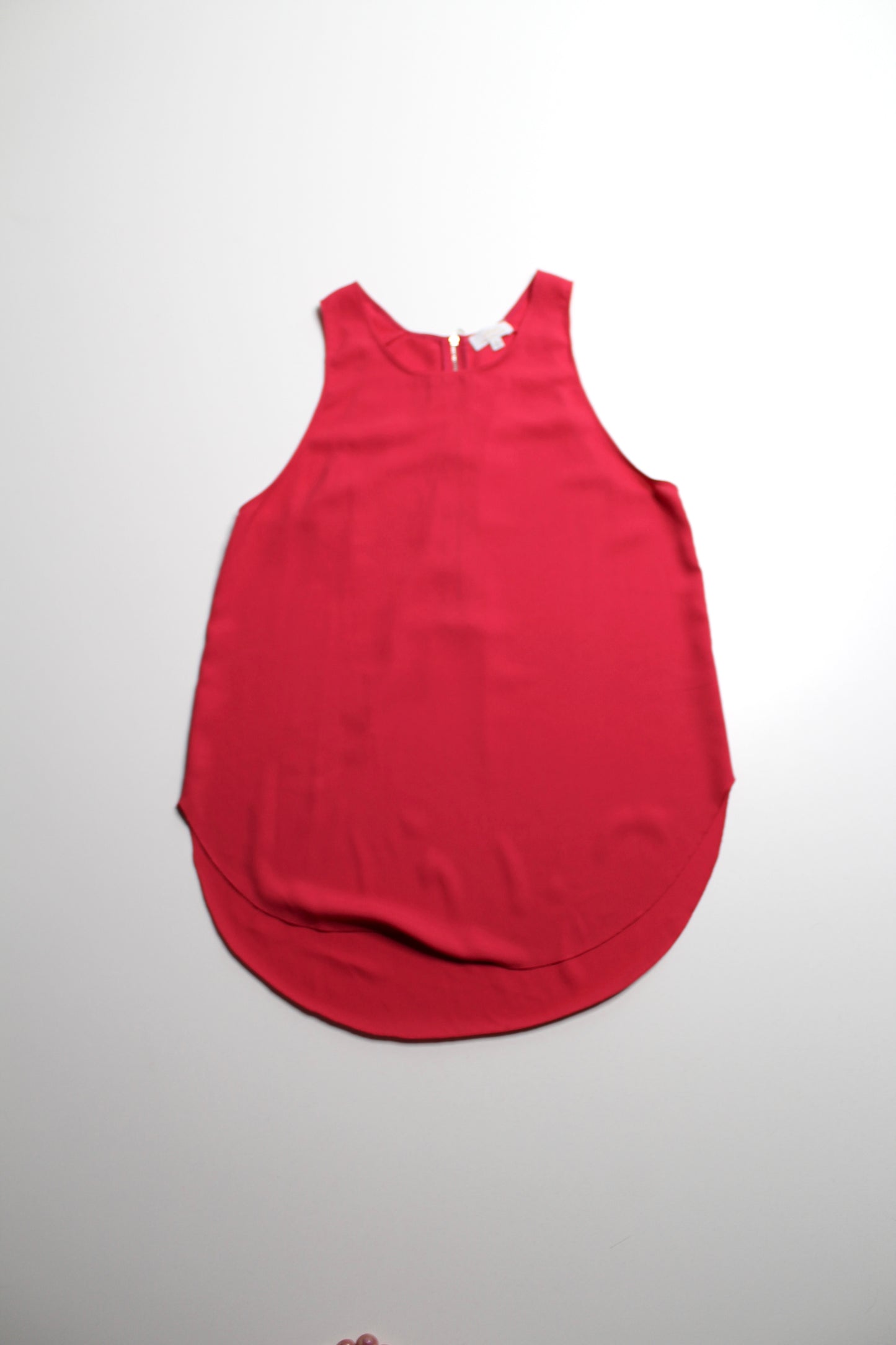 Aritzia Wilfred sleeveless blouse, size medium
