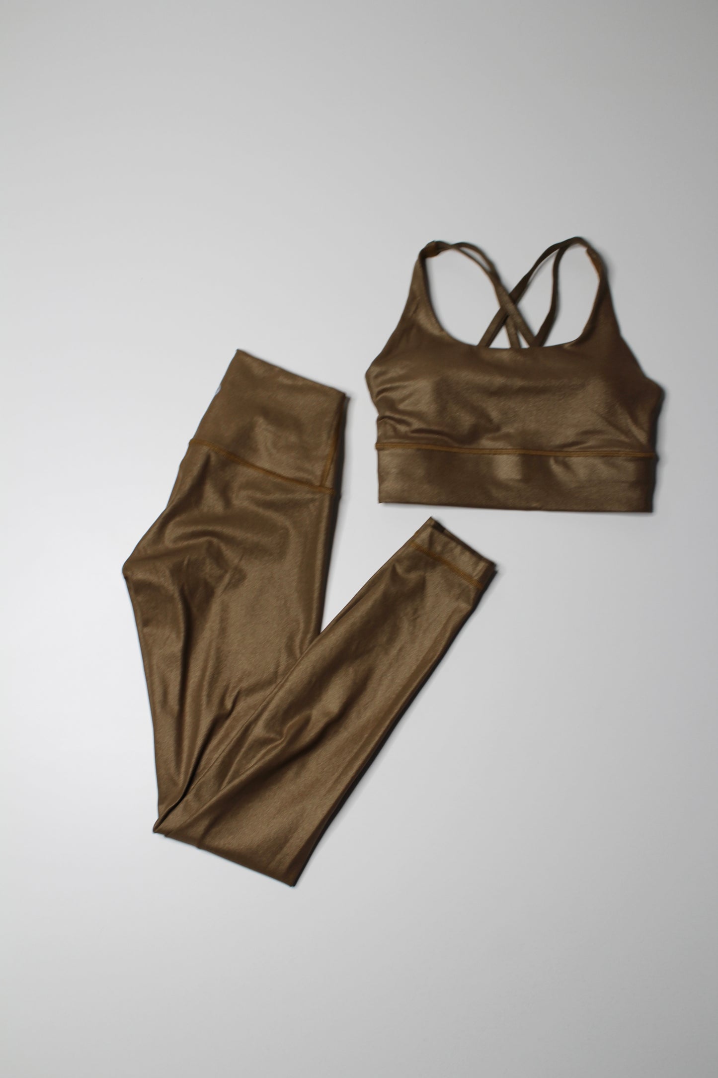 Lululemon matte copper foil ‘wunder under’ leggings, size 2 (matching bra available)