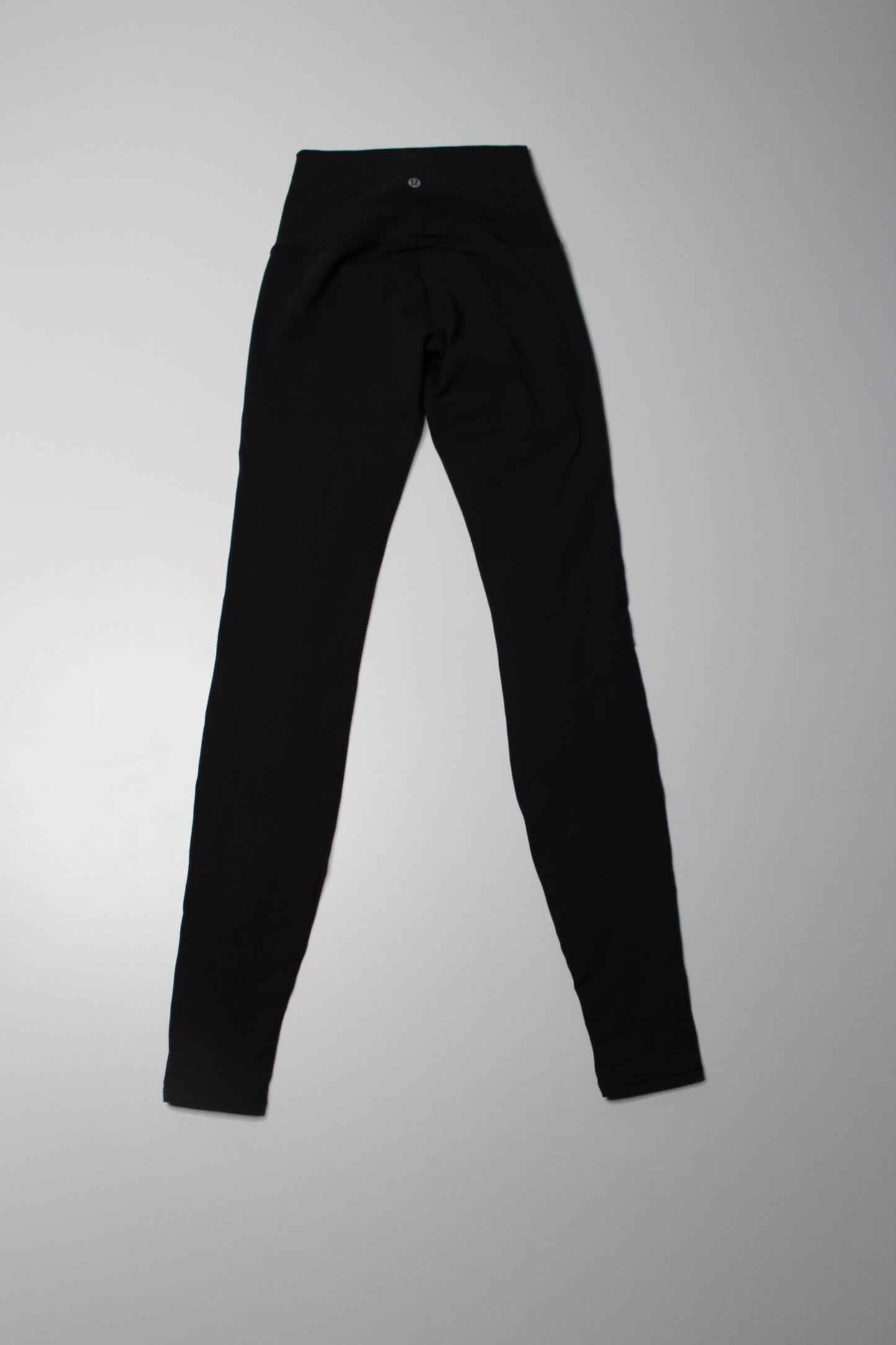 Lululemon black ‘wunder under’ tech mesh legging, size 4 (31”)