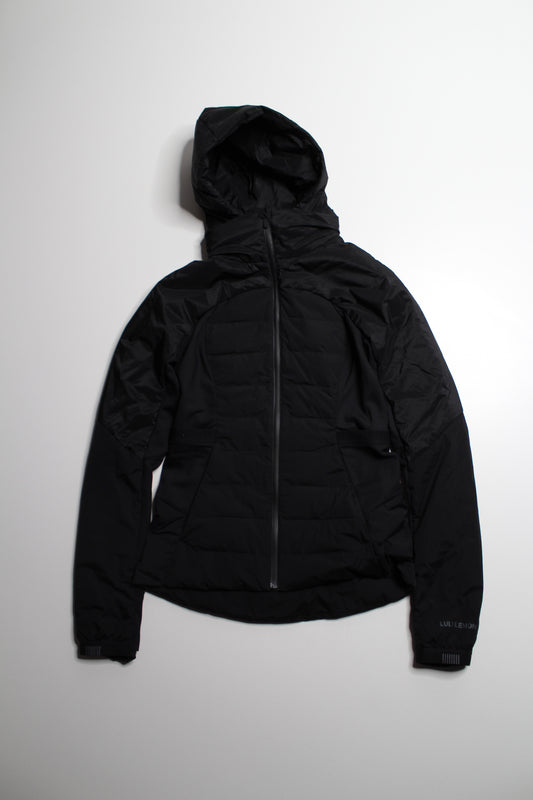 Lululemon black ‘down for it all’ jacket, size 6 *removable hood