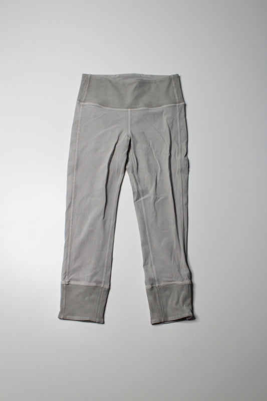 Lululemon washed french clay ‘wunder under’ crop, size 6 (23") *ribbed