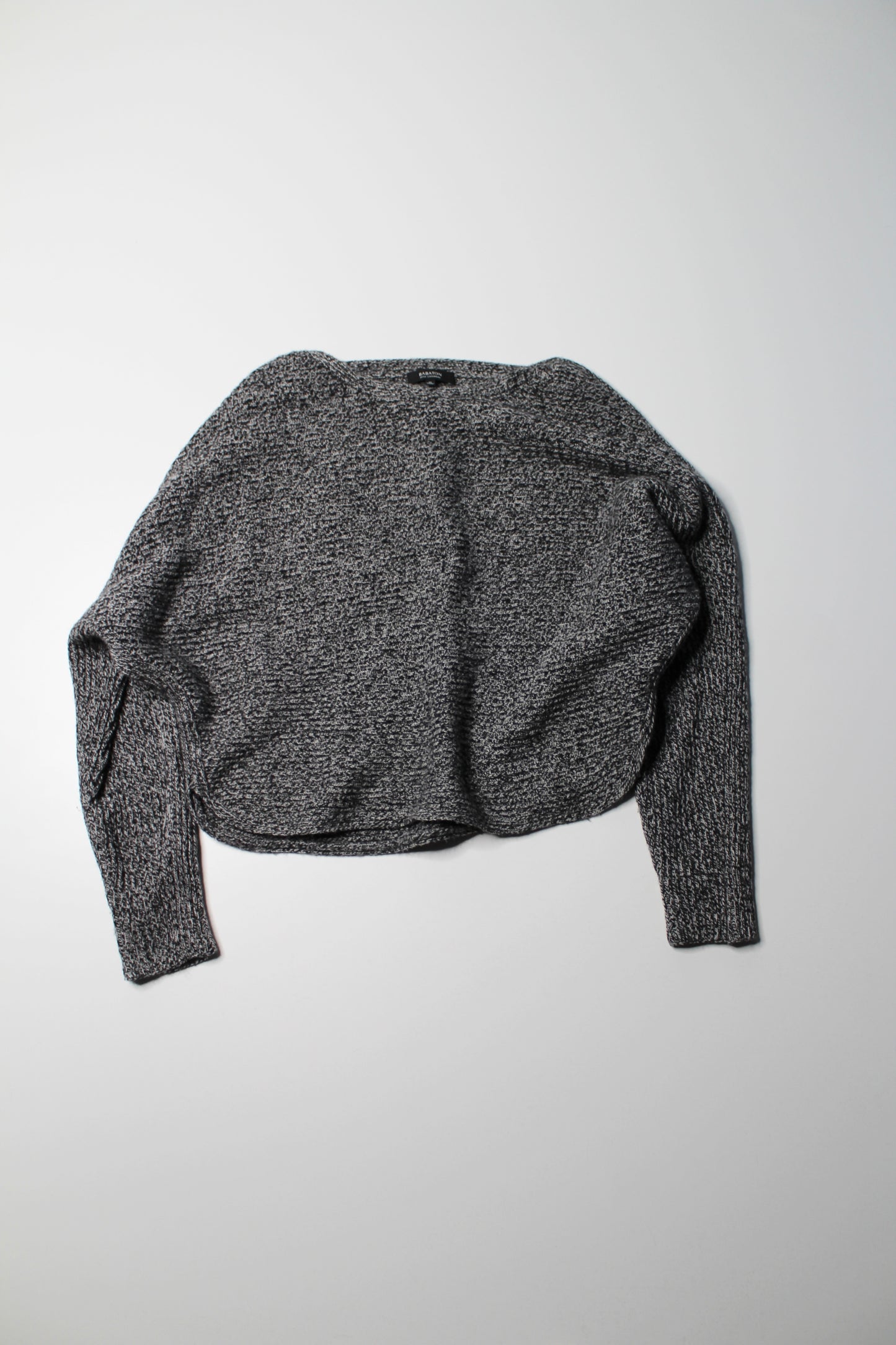 Aritzia Babaton grey sweater, size xs (loose fit)