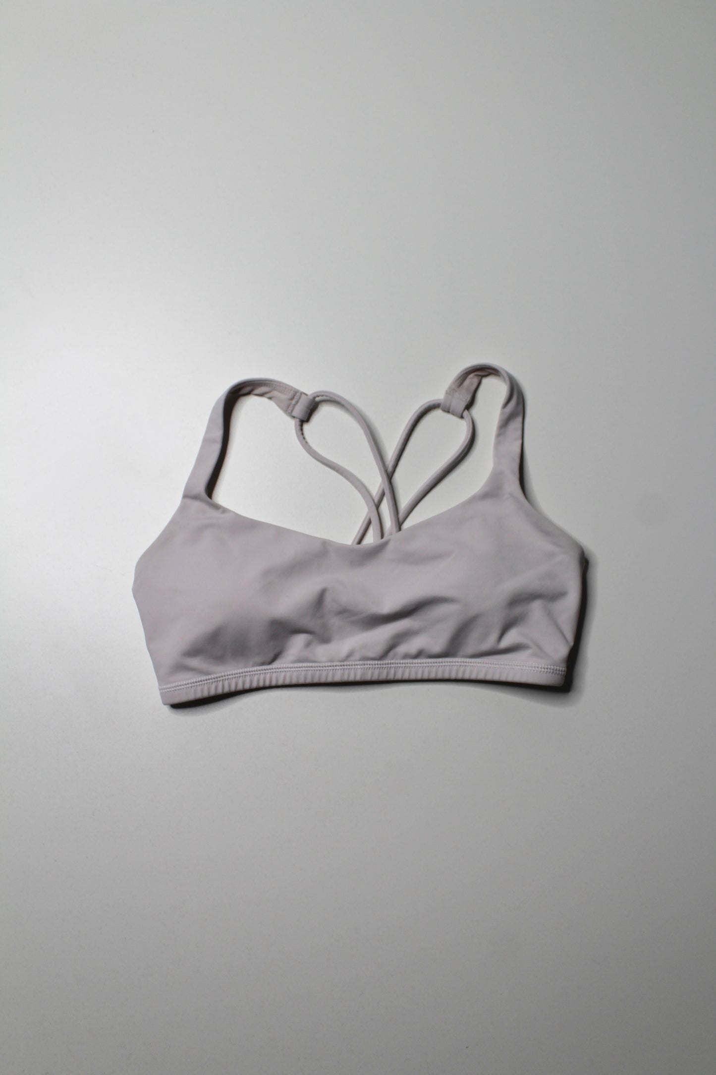 Lululemon ‘free to be‘ bra, size 6