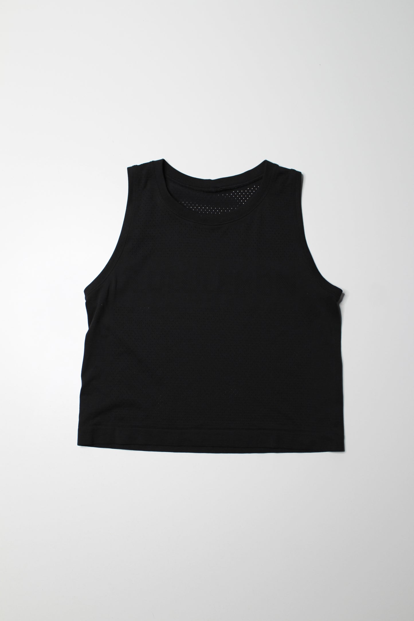 Lululemon black ‘breeze by’ muscle cropped tank, no size. Fits 4/6 *lululemon