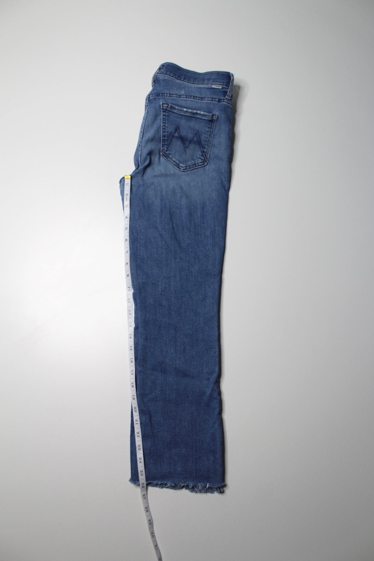 Mother sorry I’m staring ‘the insider step crop fray’ jeans, size 29 (26”) (fits like 28)