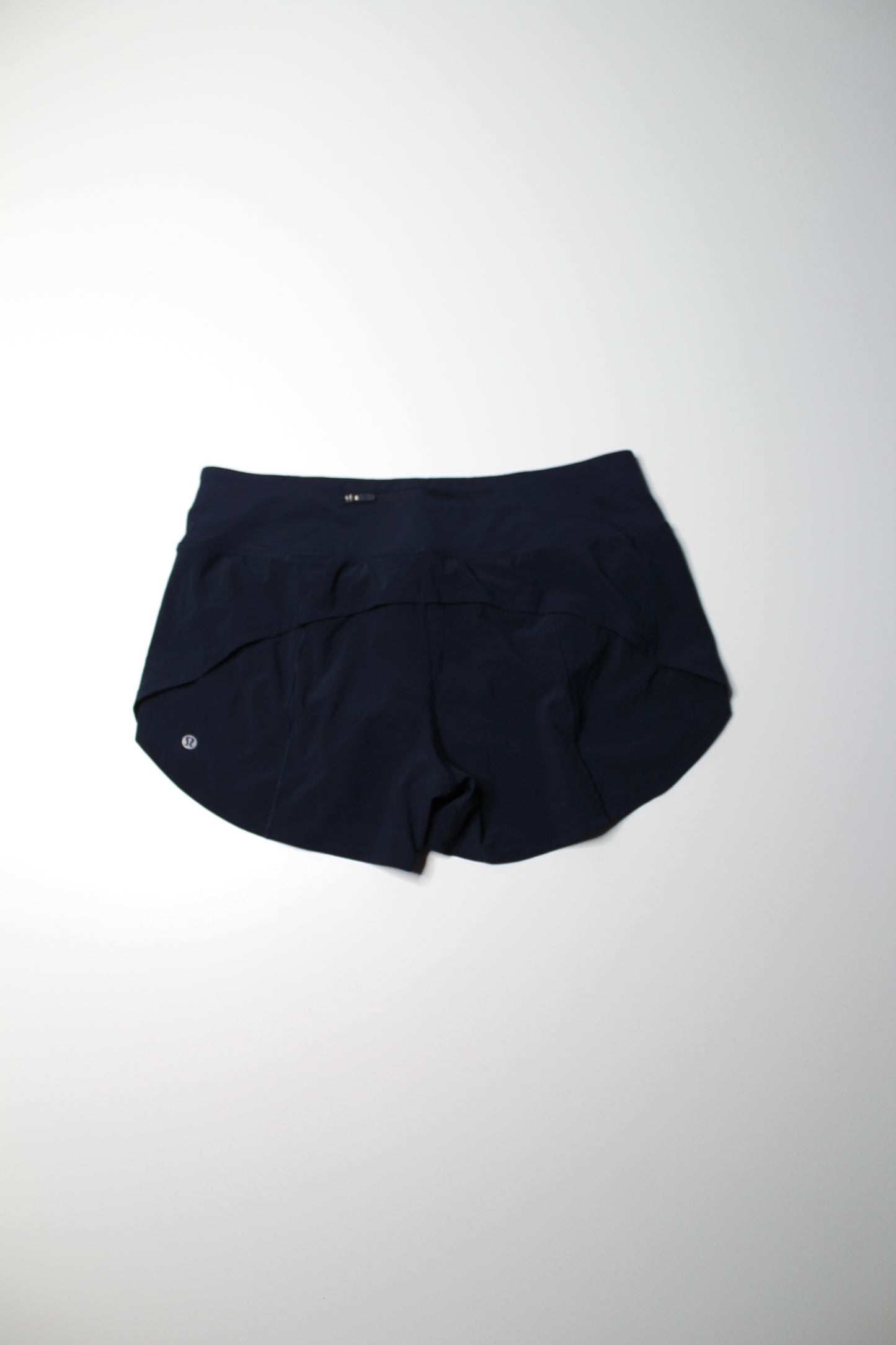 Lululemon navy ‘speed’ shorts, size 10