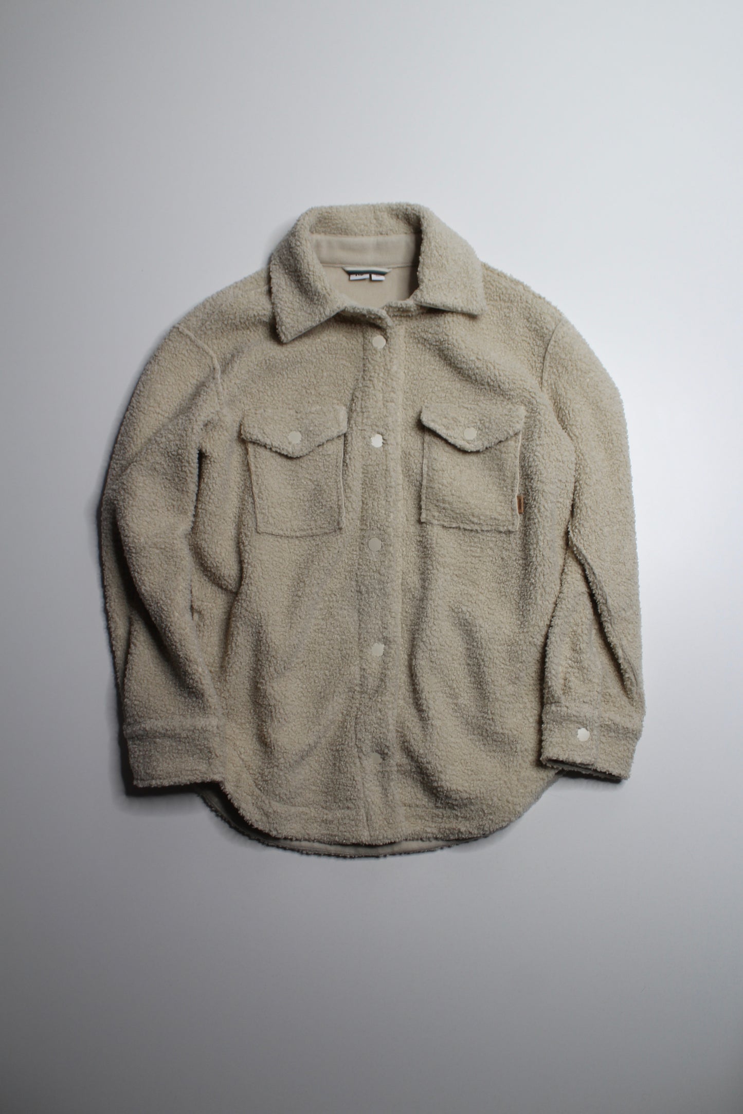 Tentree fuzzy sherpa shacket, size xs (relaxed fit)