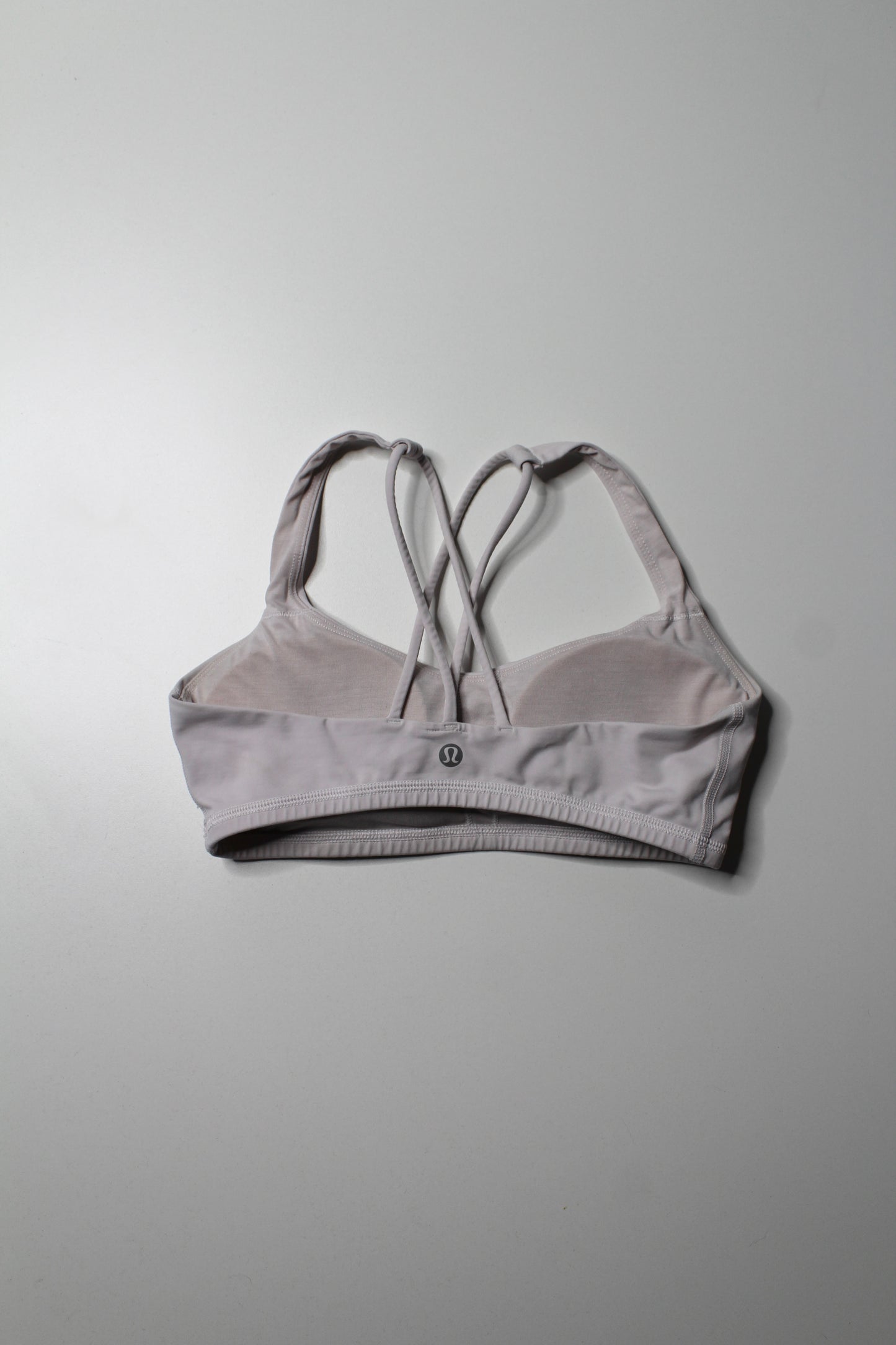 Lululemon ‘free to be‘ bra, size 6