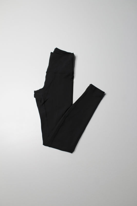 Lululemon black ‘wunder train’ tight, size 4 (28")