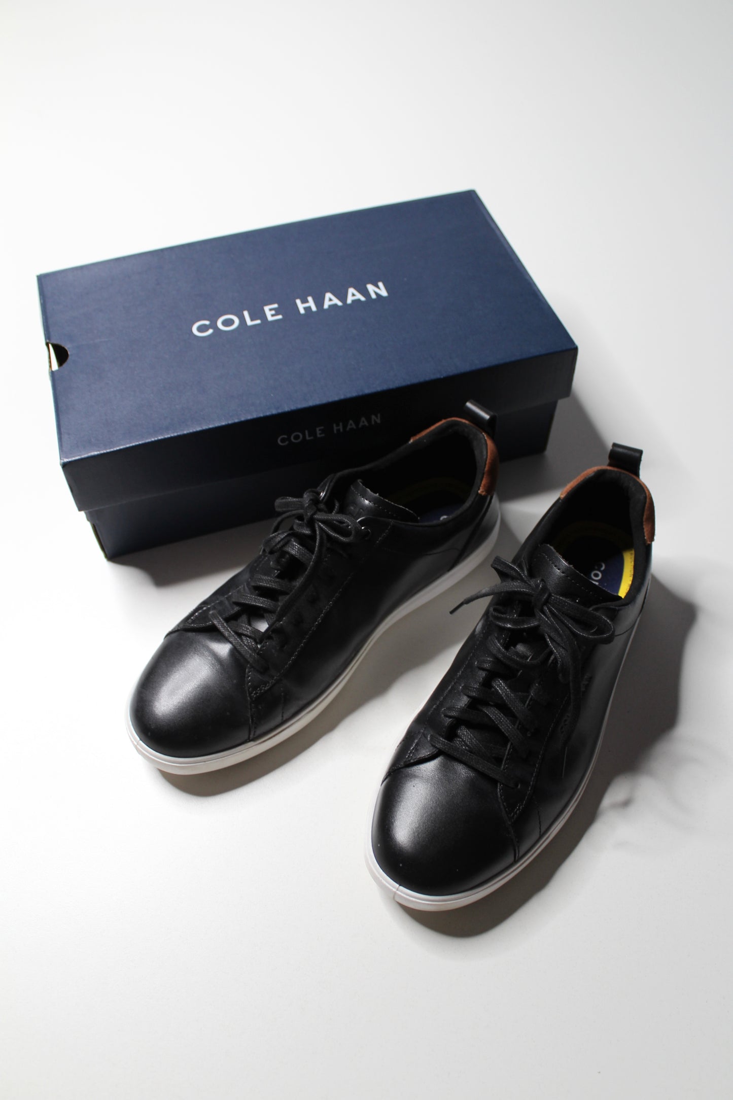Mens Cole Haan black leather/tan ‘grand crosscourt’ sneaker, size 9 *new in box (sale: 10% off)