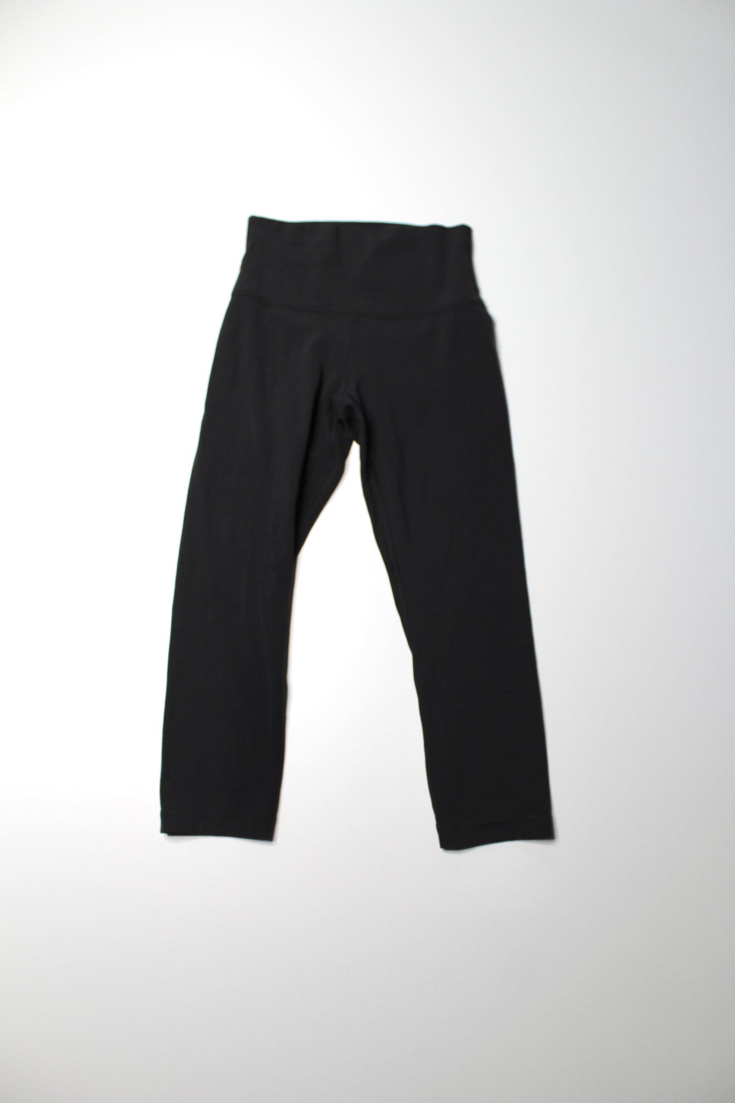 Lululemon black align crop, size 4 (21”)