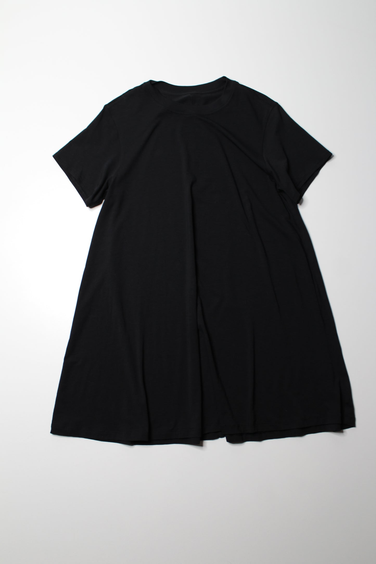 Lululemon black 'all yours' t shirt dress, no size. fits like 6 (loose fit)