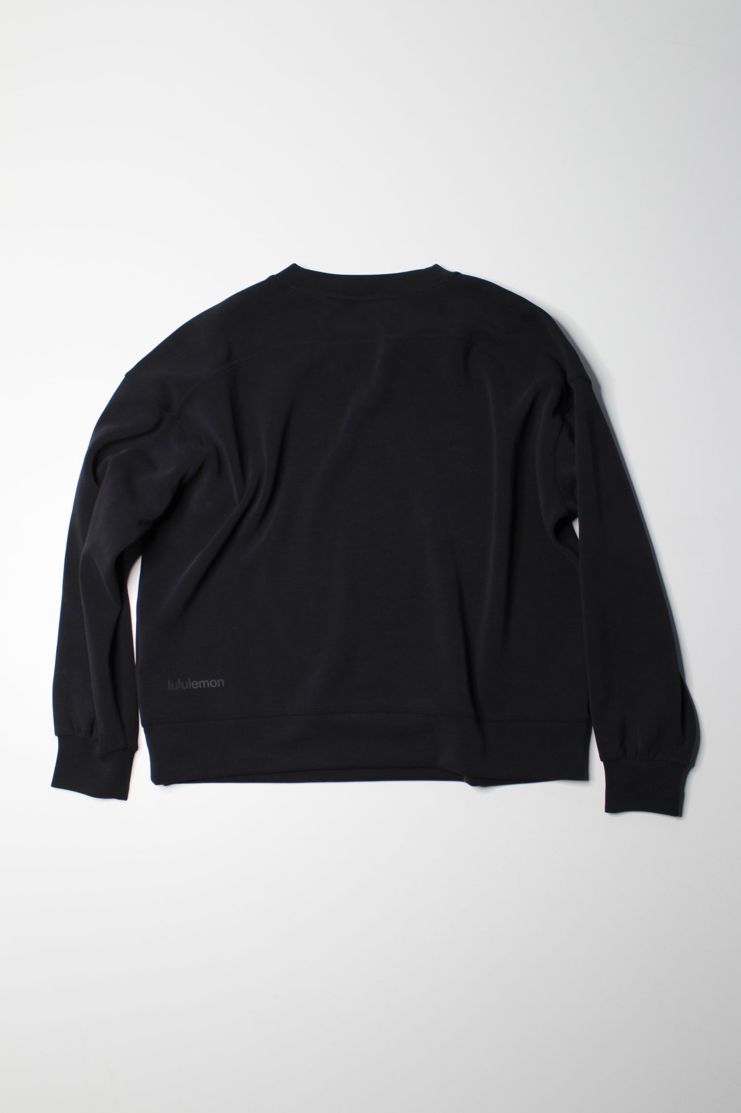 Lululemon black softstreme pullover, size 8