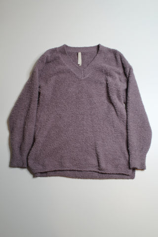 Aritzia babaton the group lavender retreat v neck fuzzy sweater, size small (relaxed fit) (price reduced: was $36)