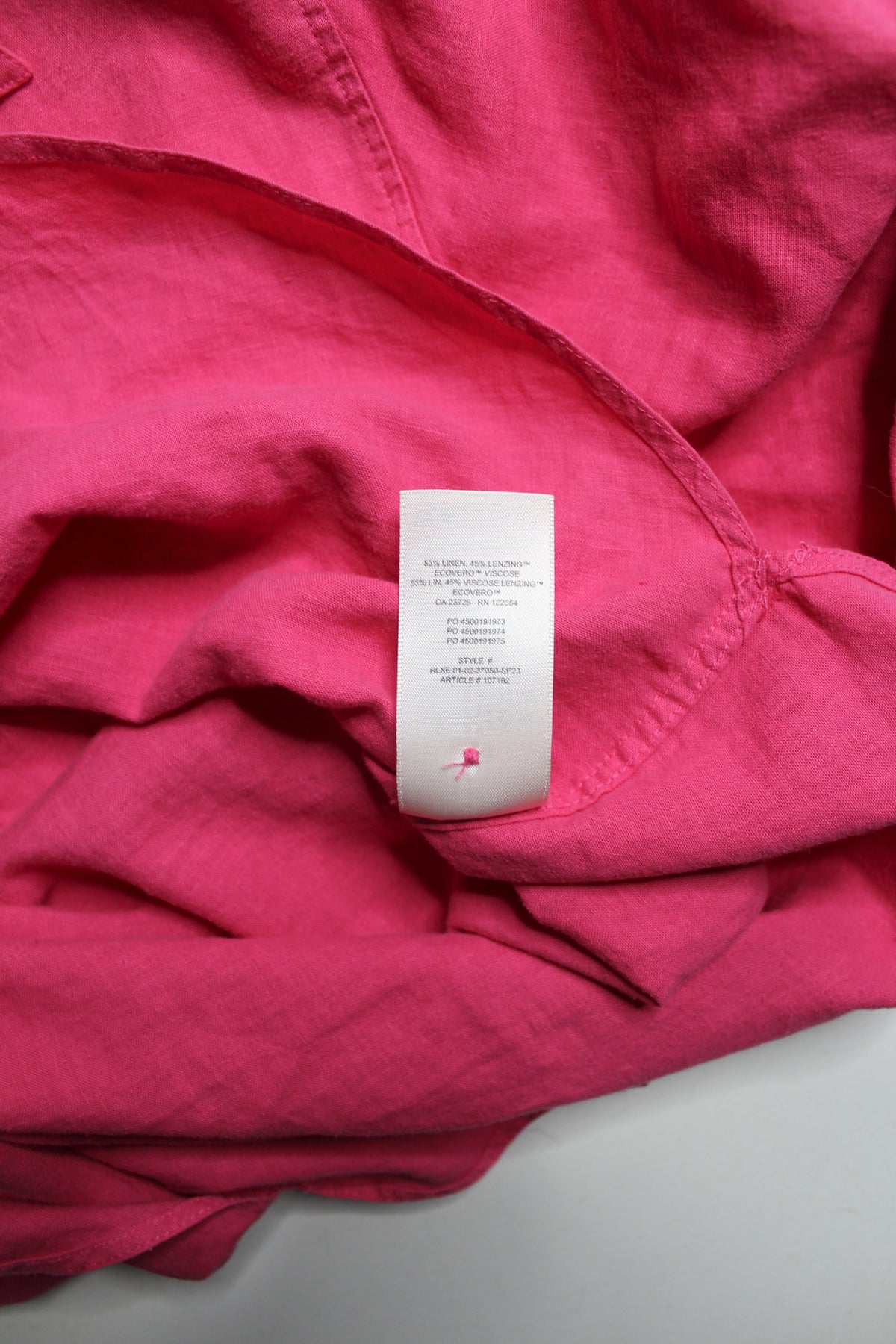 Aritzia Babaton button up short sleeve, size small