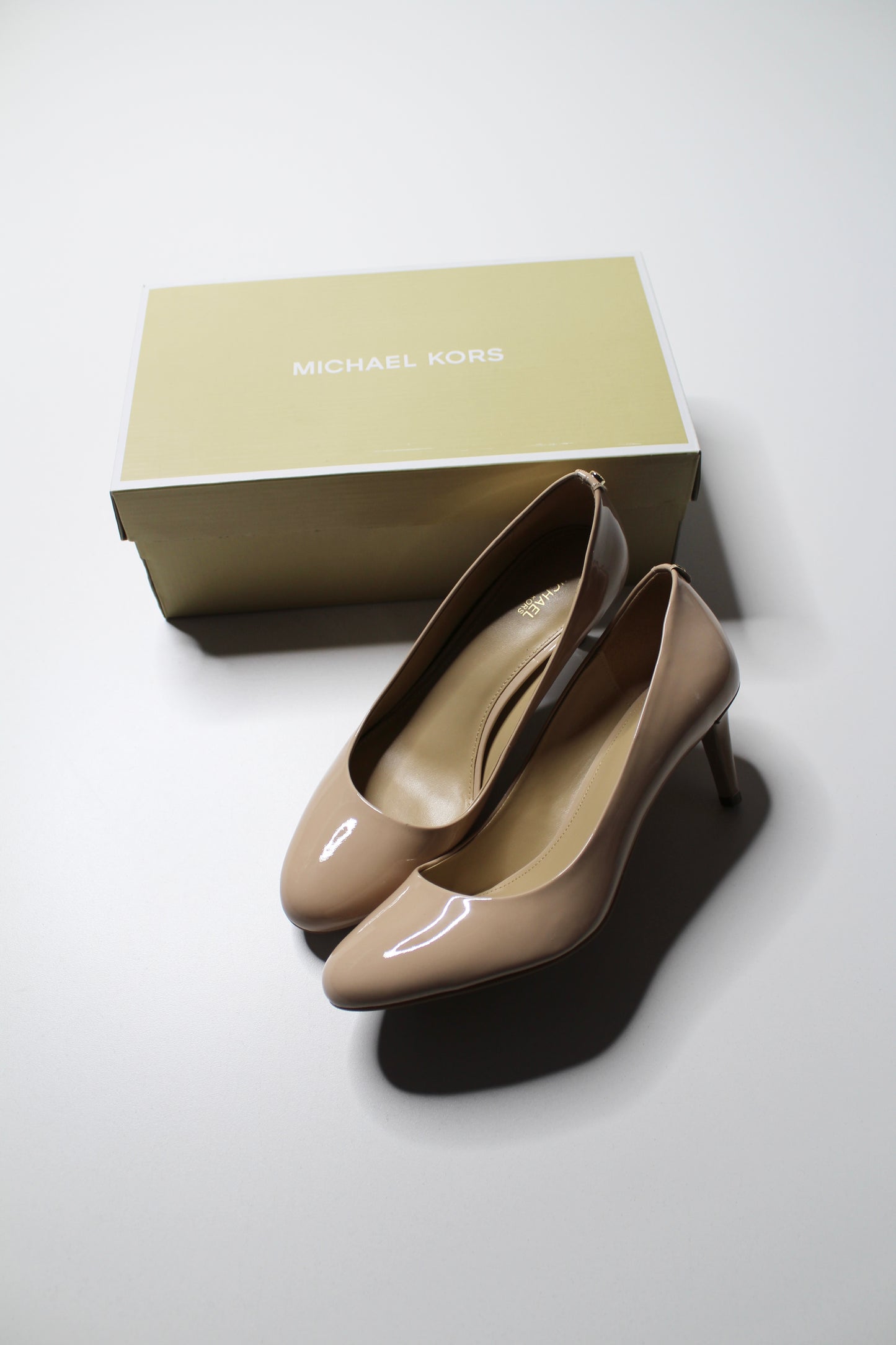 Michael Kors ‘jenna’ nude pumps, size 9 *new in box