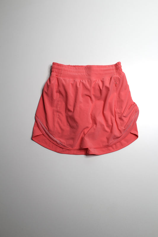 Lululemon raspberry cream ‘hotty hot’ skirt, size 4