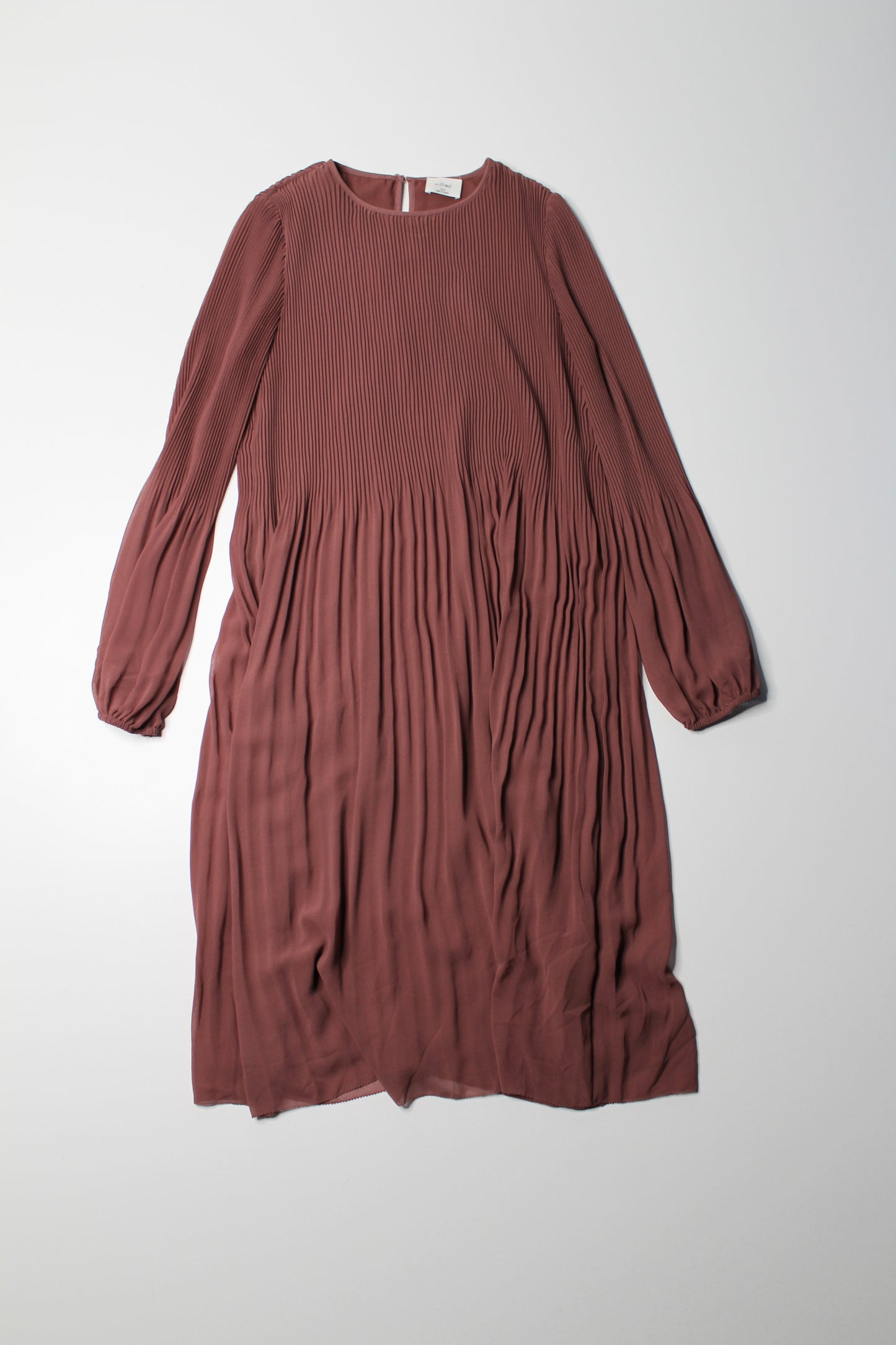 Aritzia Wilfred ‘daydreamer’ midi dress, size xxs (oversized fit)