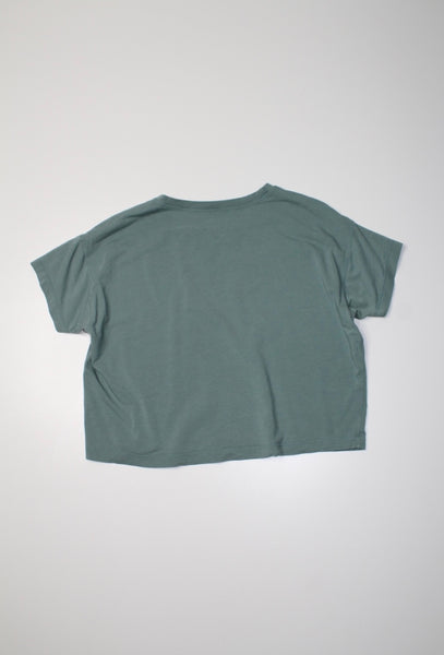 Lululemon sage cotton t shirt, no size. Fits like 6 (loose fit) *cropped length