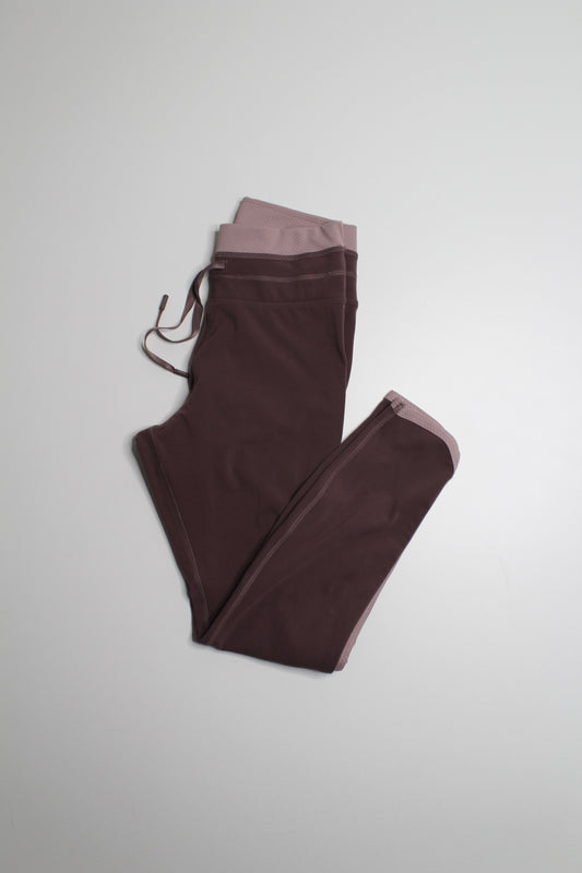 Lorna Jane mauve 7/8 leggings, no size. Fits like xs/s