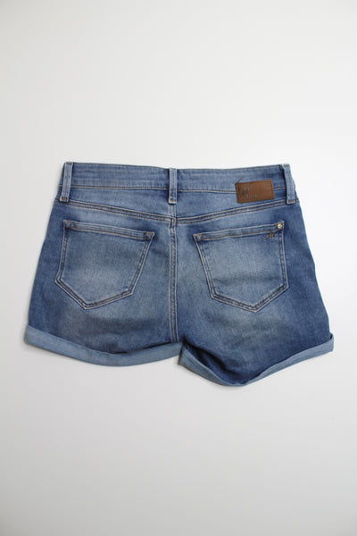 Mavi jean shorts, no size. Fit like size 26  Price reduced: was $18