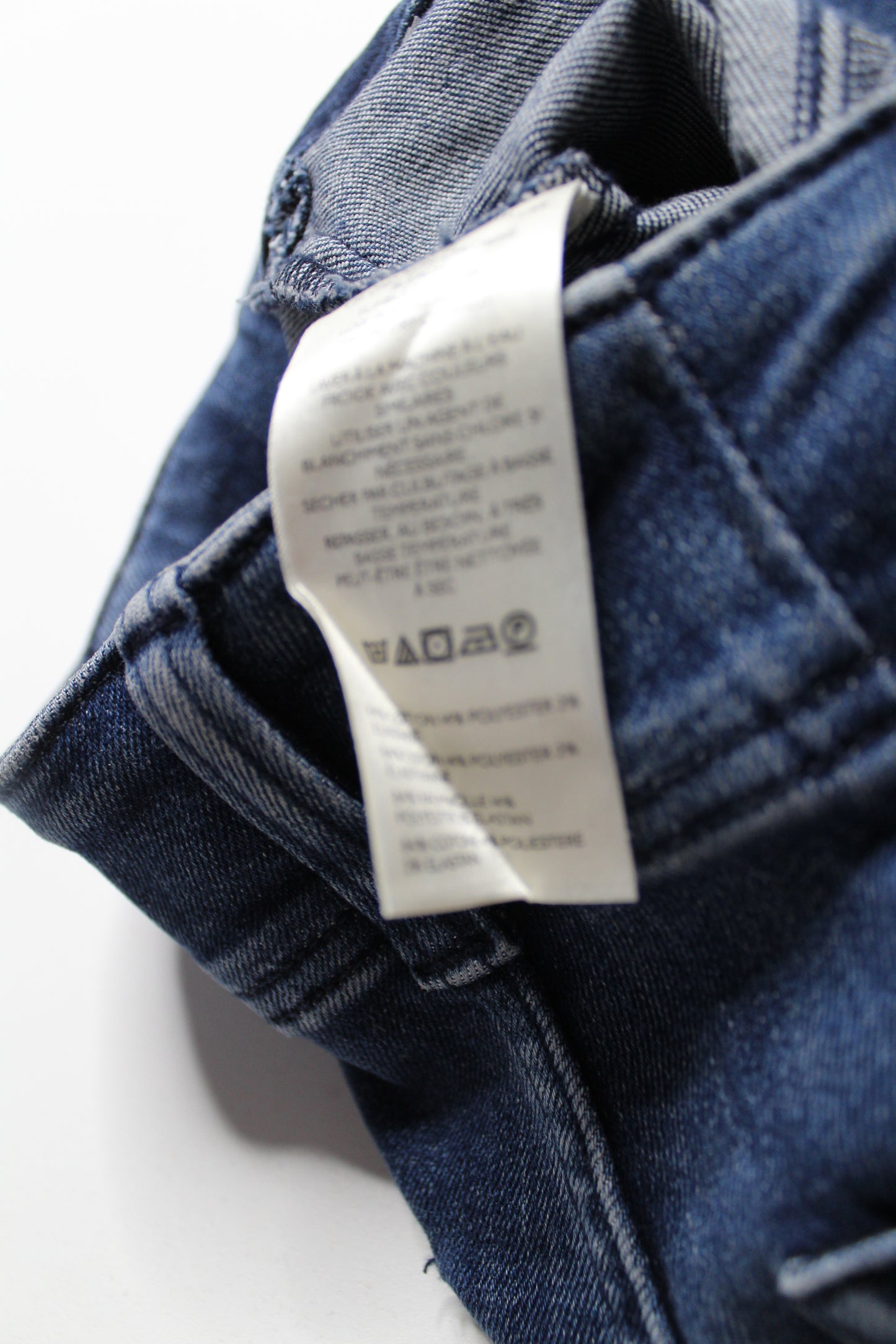 Anthropologie Pilcro high rise culotte straight leg cropped jeans, size 26 (23”) (sale: was $48)