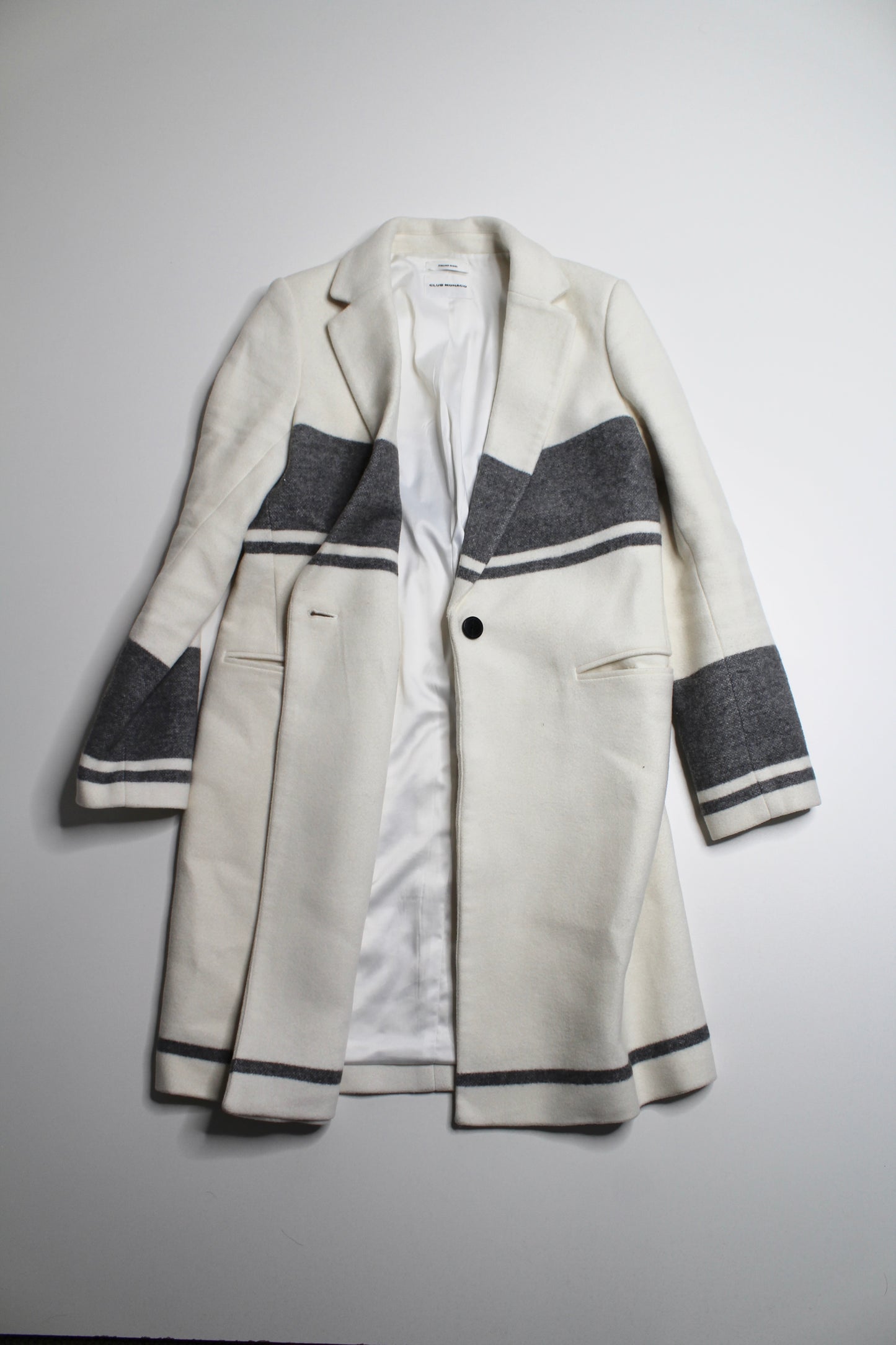 Club Monaco cream/grey ‘keilee’ wool coat, no size. Fits like 4 or size small (additional 20% off)