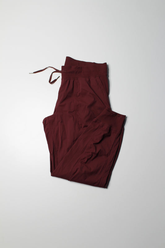 Lululemon garnet ‘studio’ jogger, size 14
