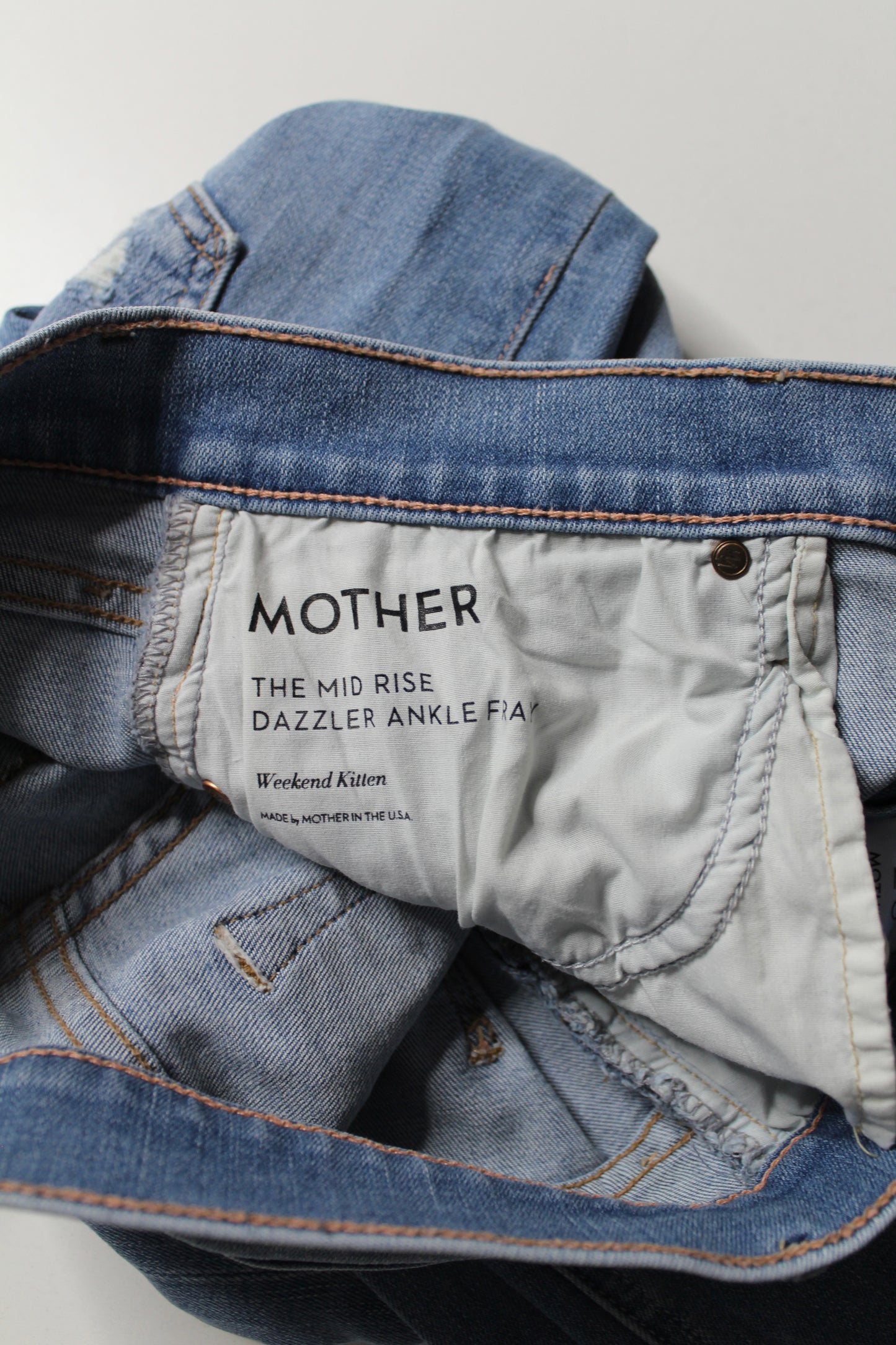 Mother ‘the midrise dazzler ankle fray’ jeans, size 28